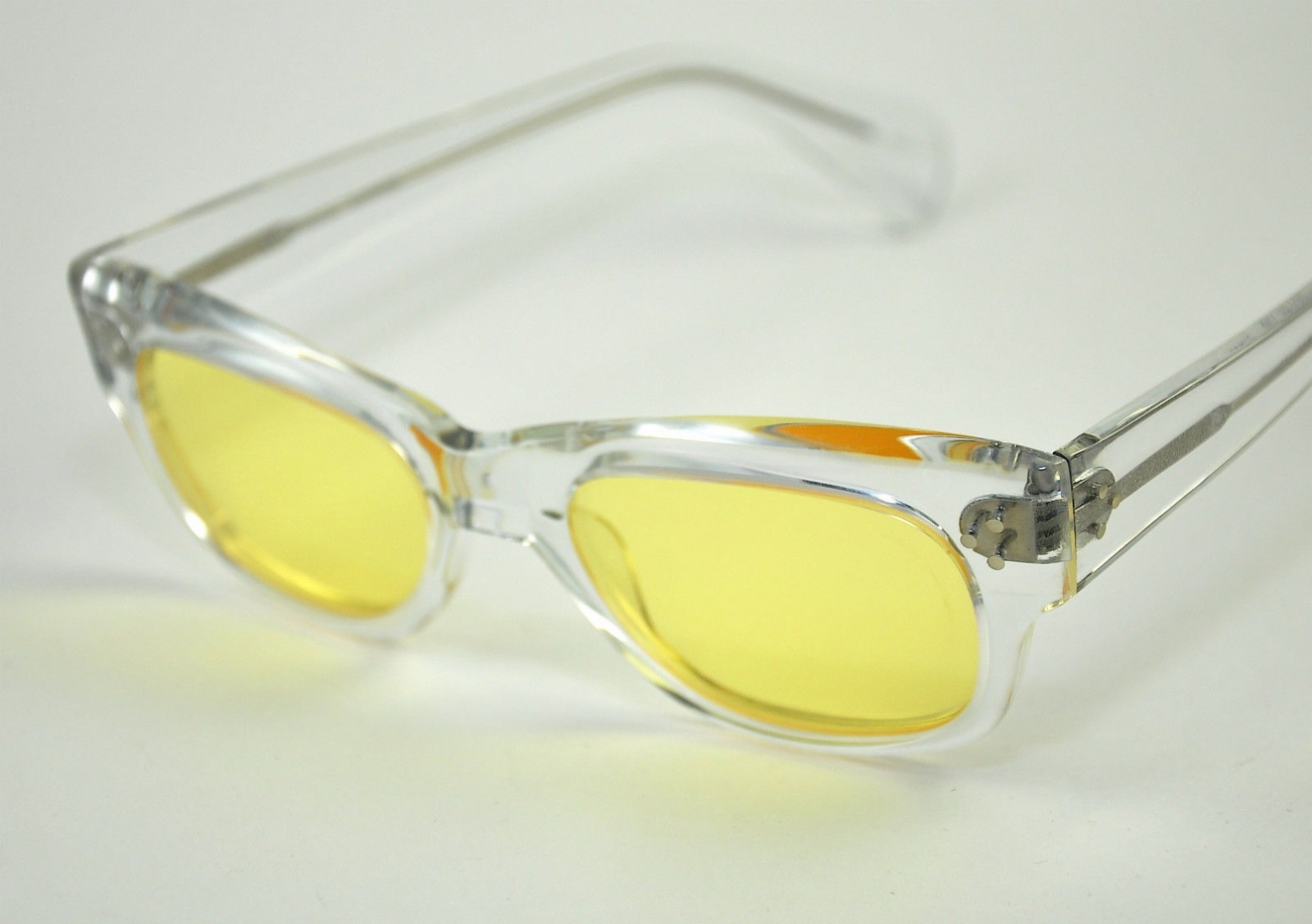  yellow polarized/crystal