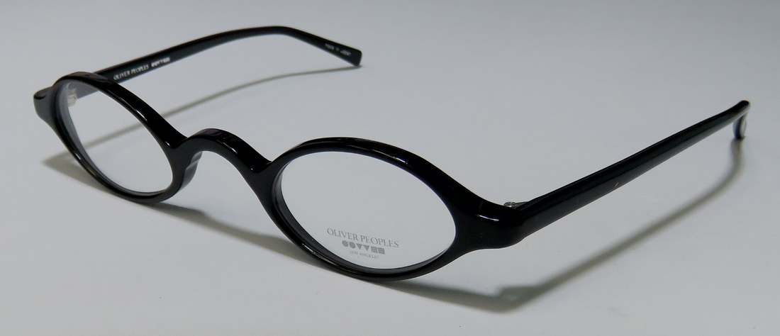 OLIVER PEOPLES SKAT