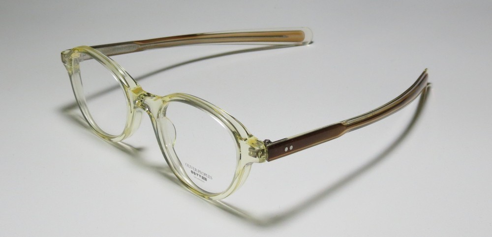  transparent yellow / light brown