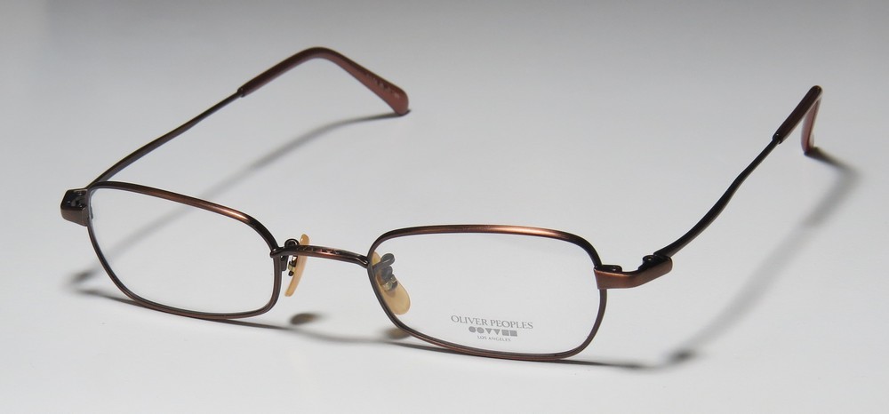 OLIVER PEOPLES 585 MC