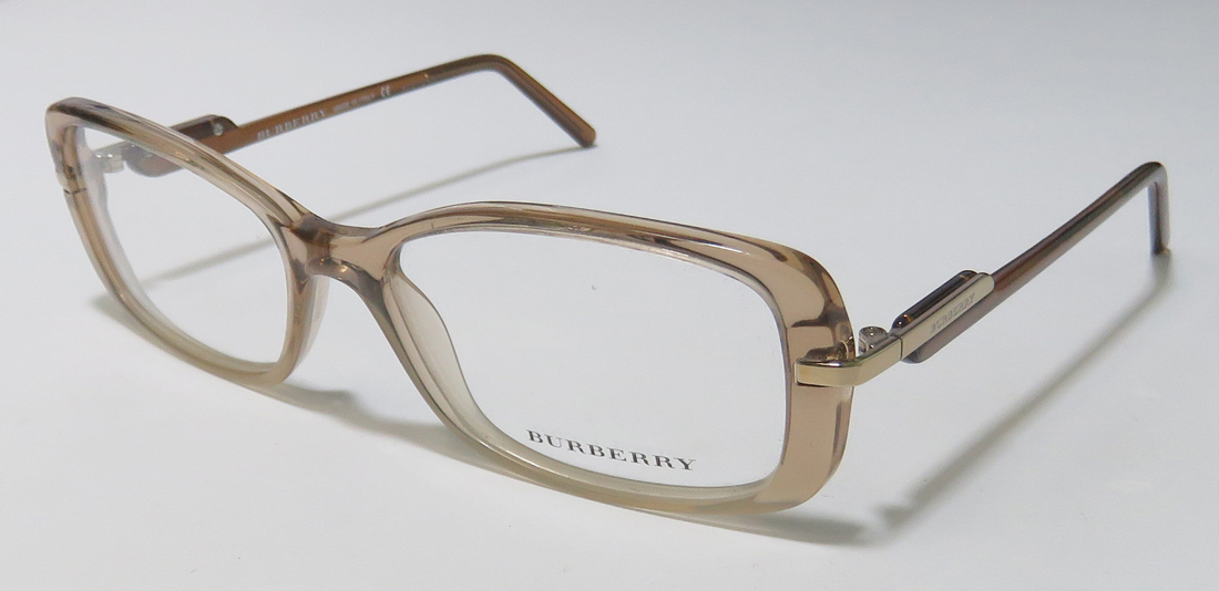 BURBERRY 2010 3025