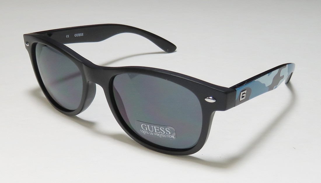 GUESS T208 MBLK-3