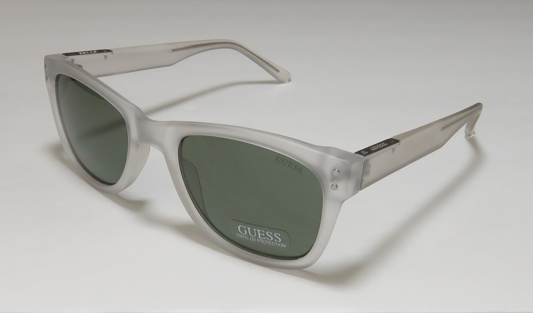 GUESS 6810 CRY-2