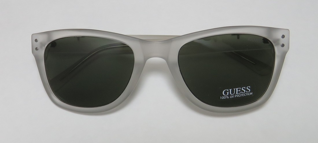 GUESS 6810 CRY-2