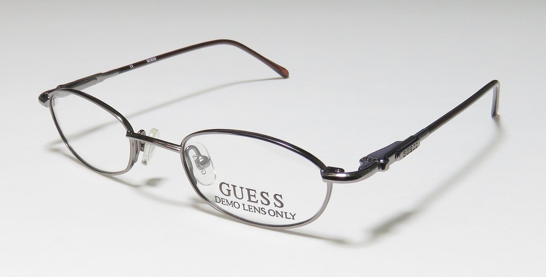 GUESS 1067