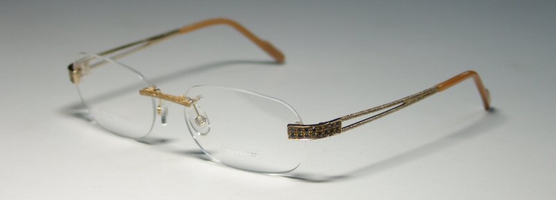 BOUCHERON  52