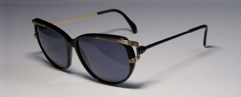 YVES SAINT LAURENT 5002