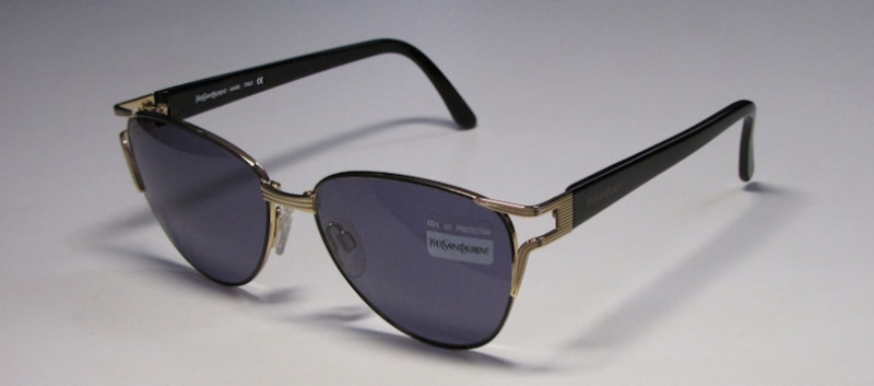 YVES SAINT LAURENT 6009