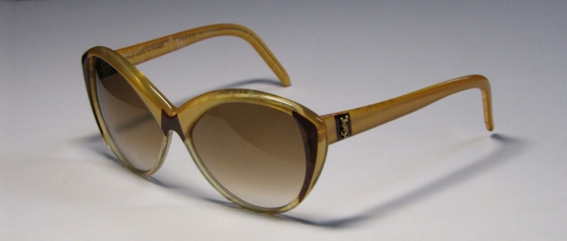 YVES SAINT LAURENT 8702