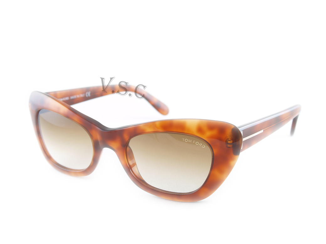 TOM FORD ASTRID TF139