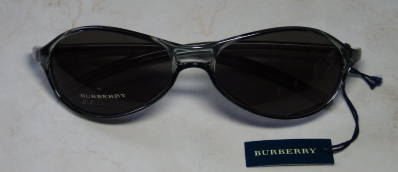 BURBERRY 8321 0R4N