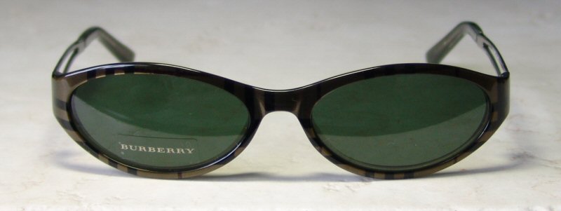 BURBERRY 8396 0CH4