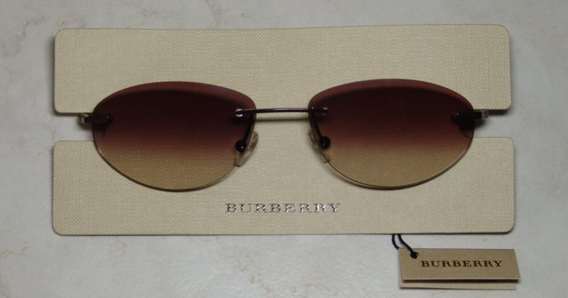 BURBERRY 9421