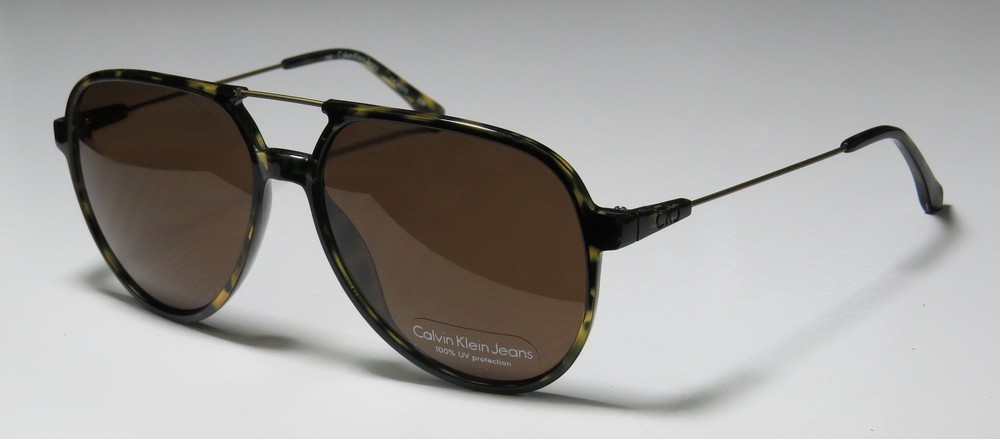 CALVIN KLEIN 402S 204