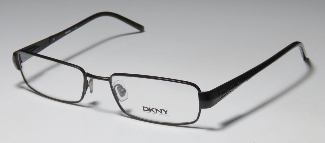 DKNY 5569