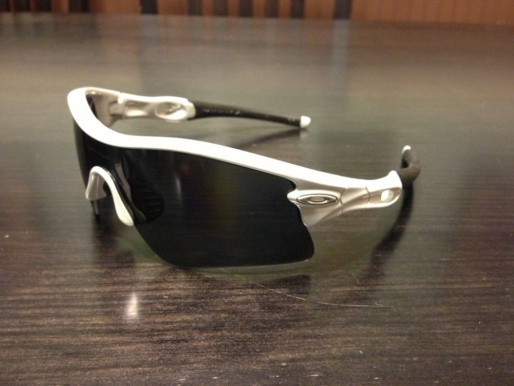  polarized/white chrome