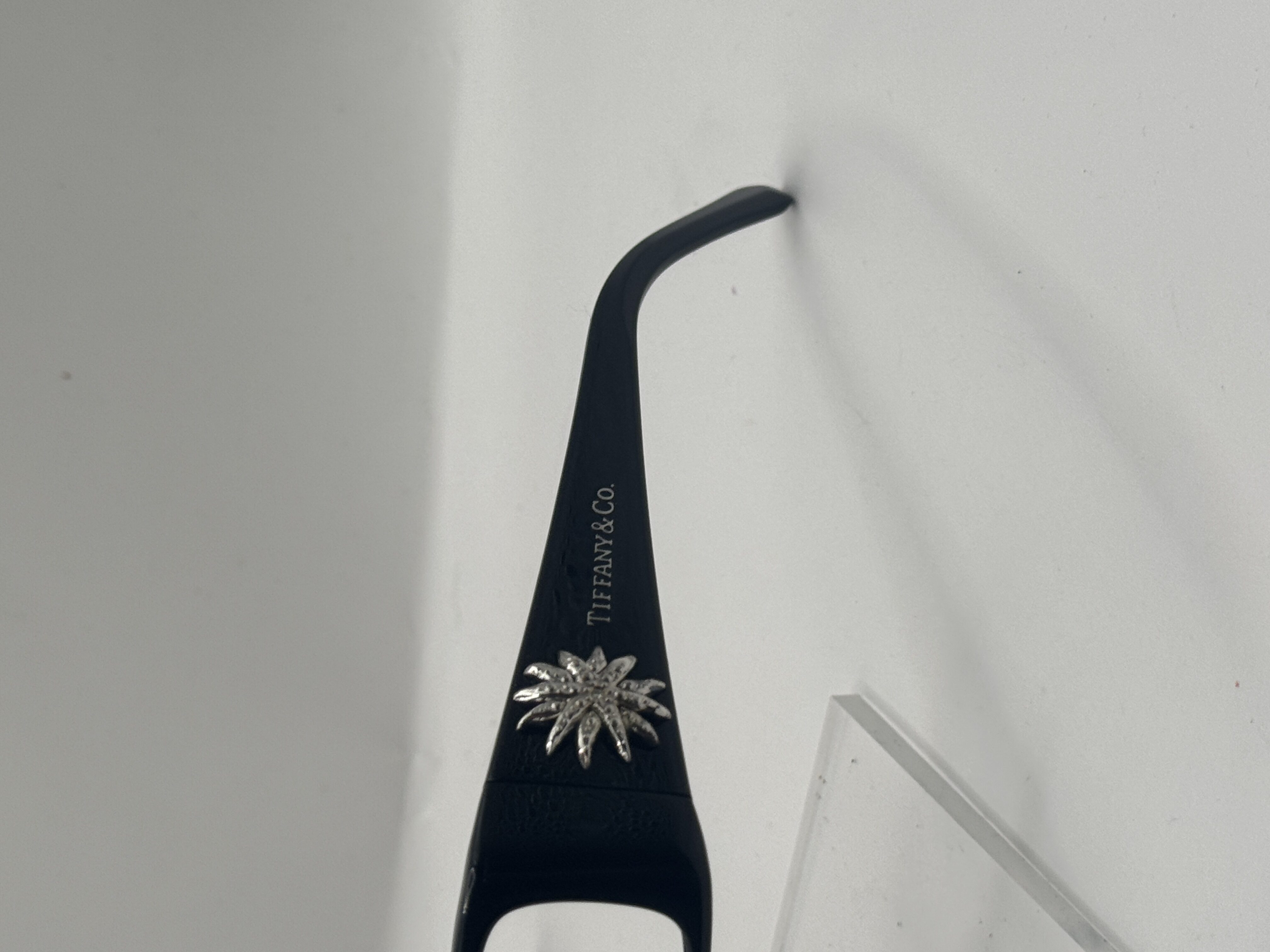 CLEARANCE TIFFANY 2001G 8001