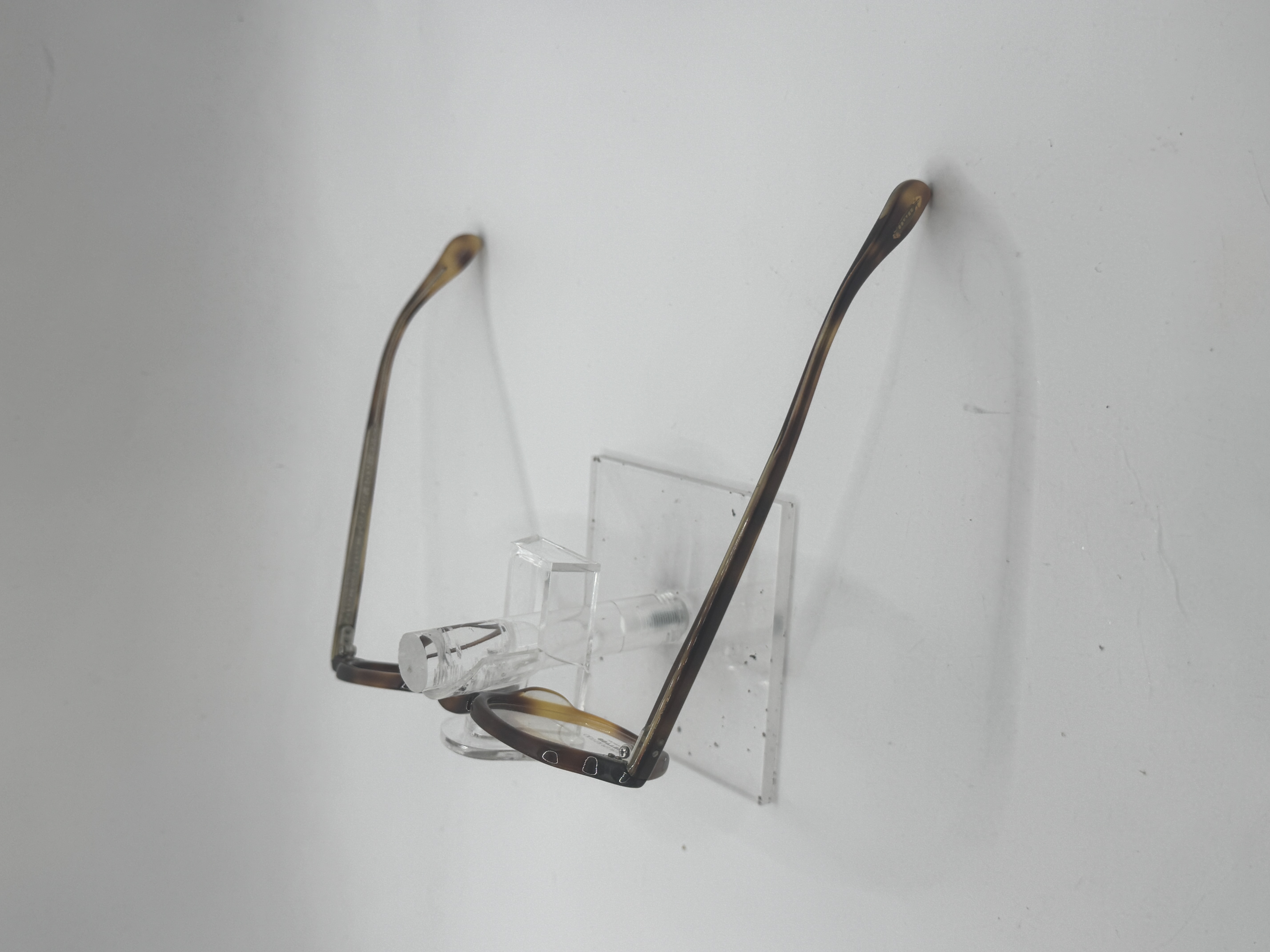 CLEARANCE OLIVER PEOPLES NOLAND YB