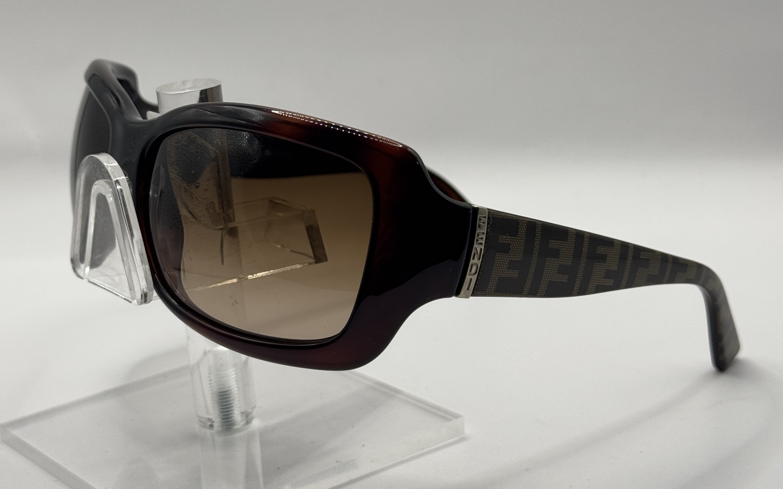 CLEARANCE FENDI 502