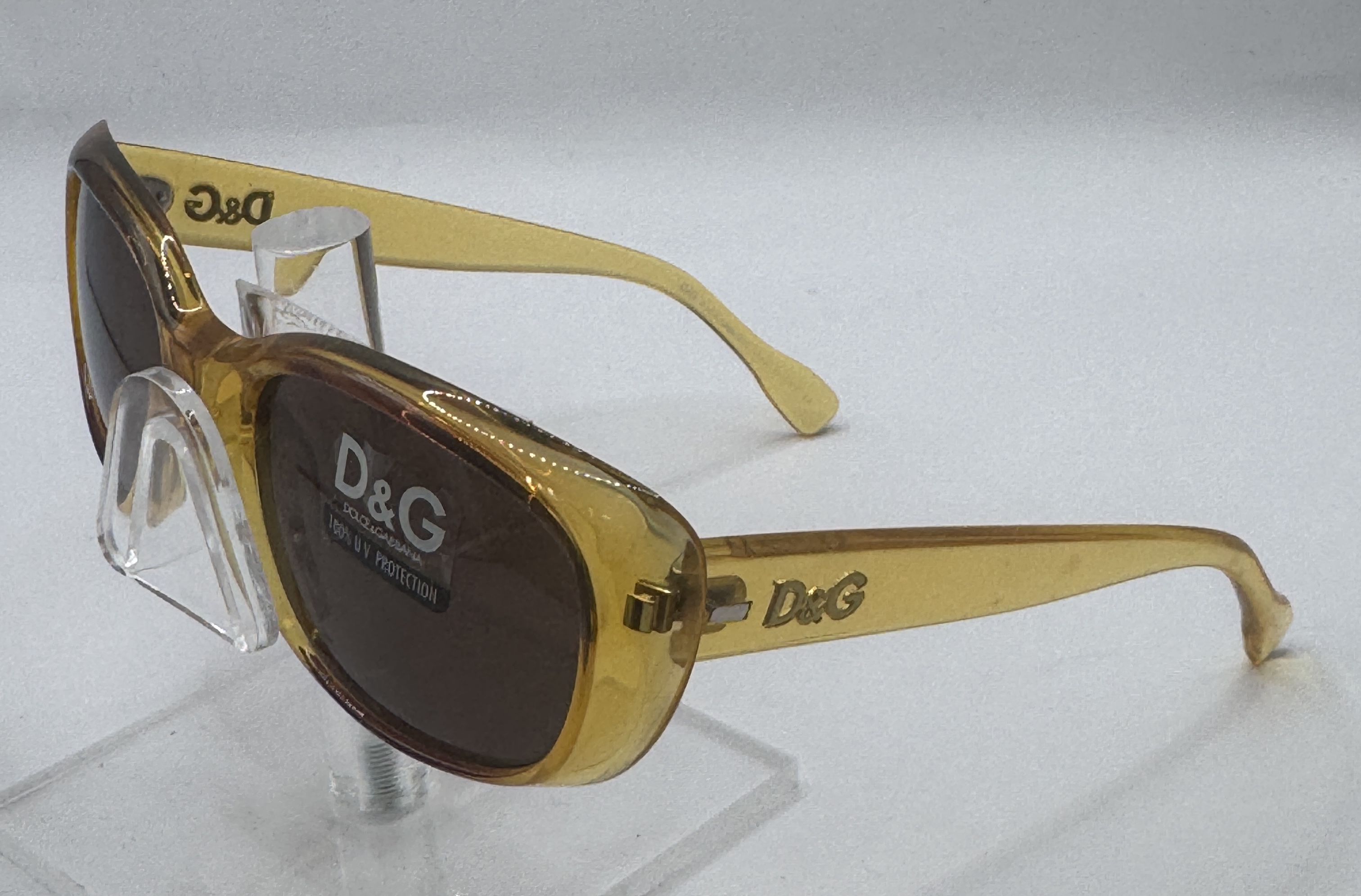 CLEARANCE D&G 8060