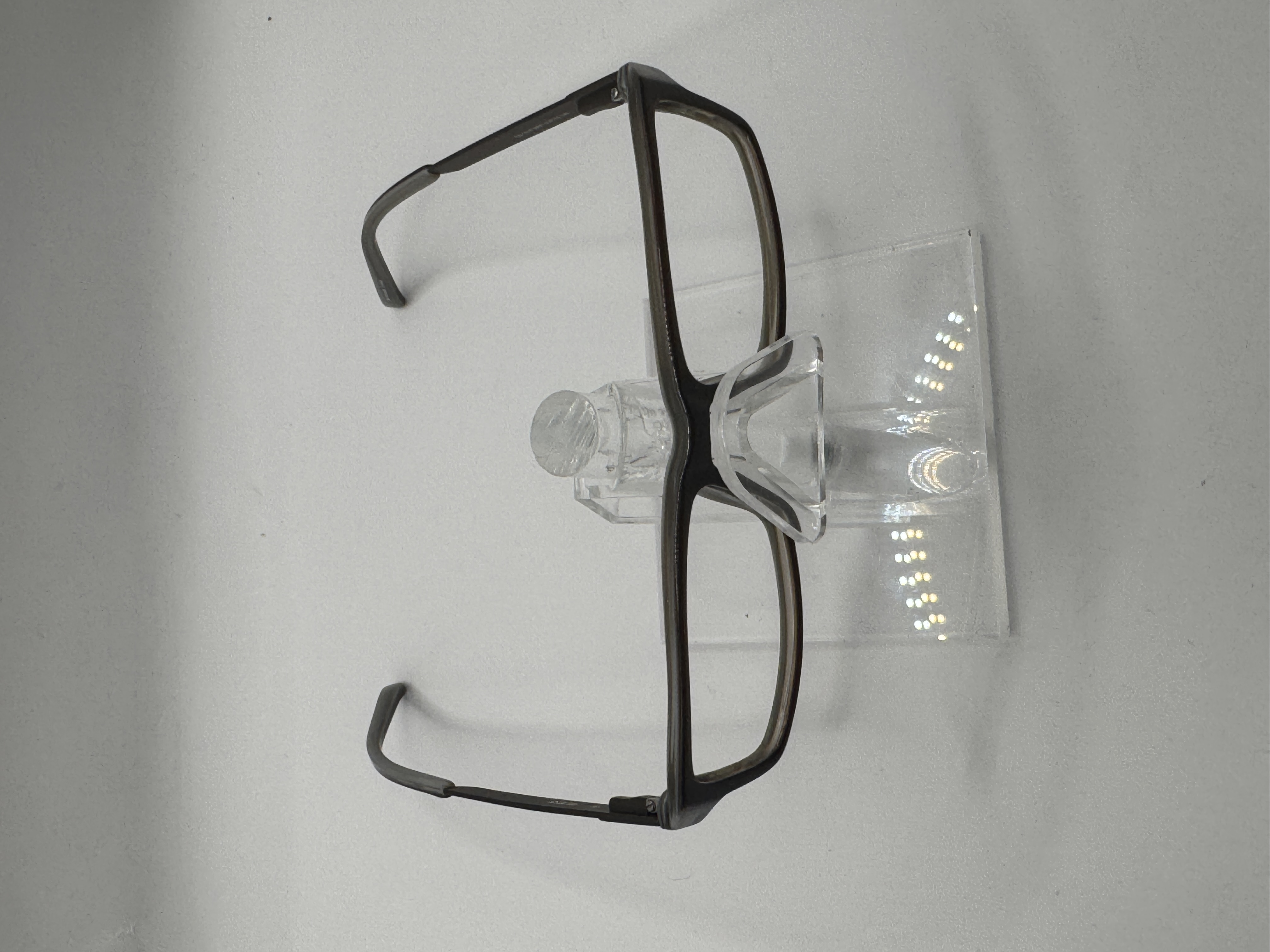CLEARANCE GUESS GU 1515 BKN