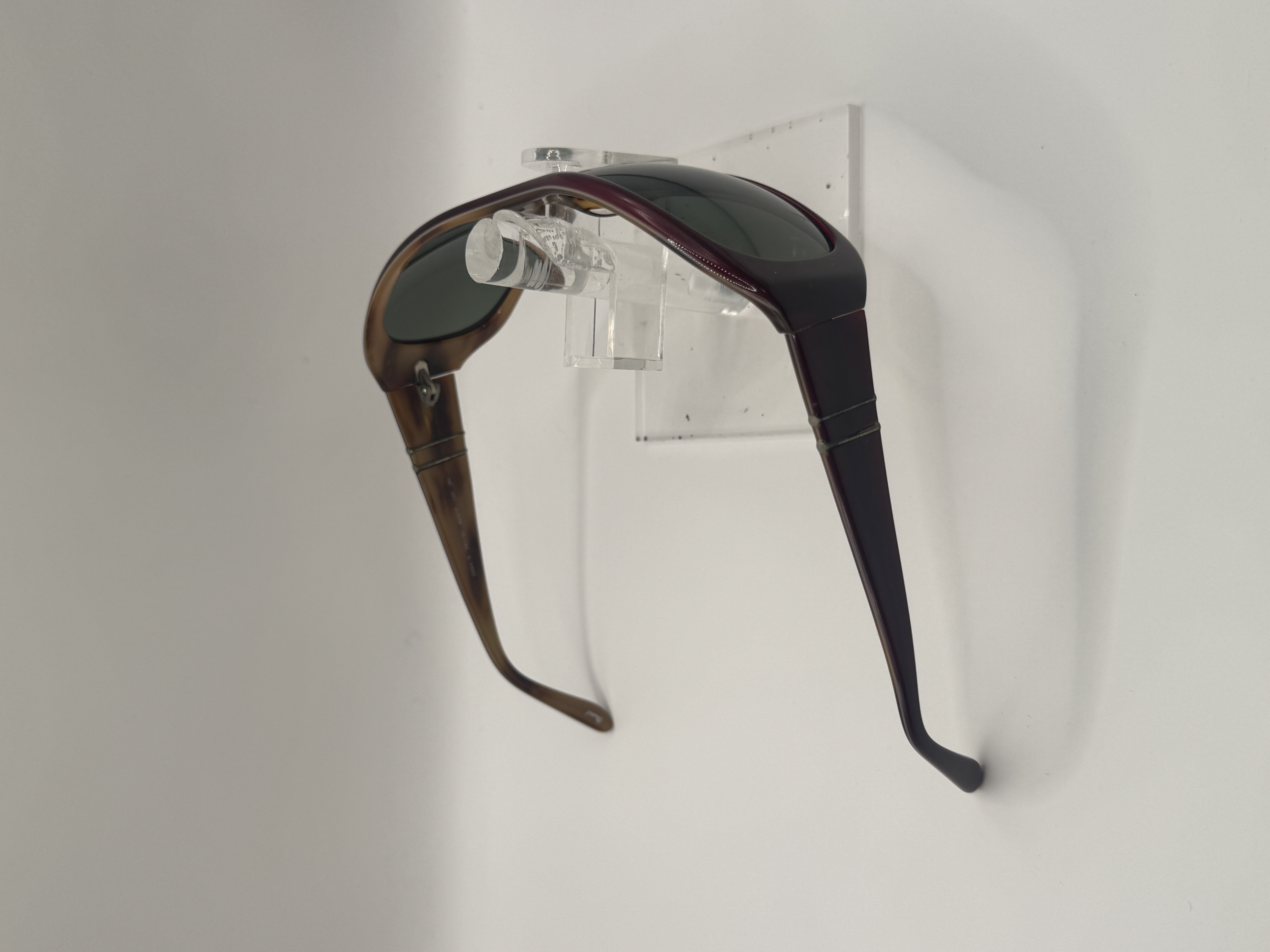 CLEARANCE PERSOL 2884 56131