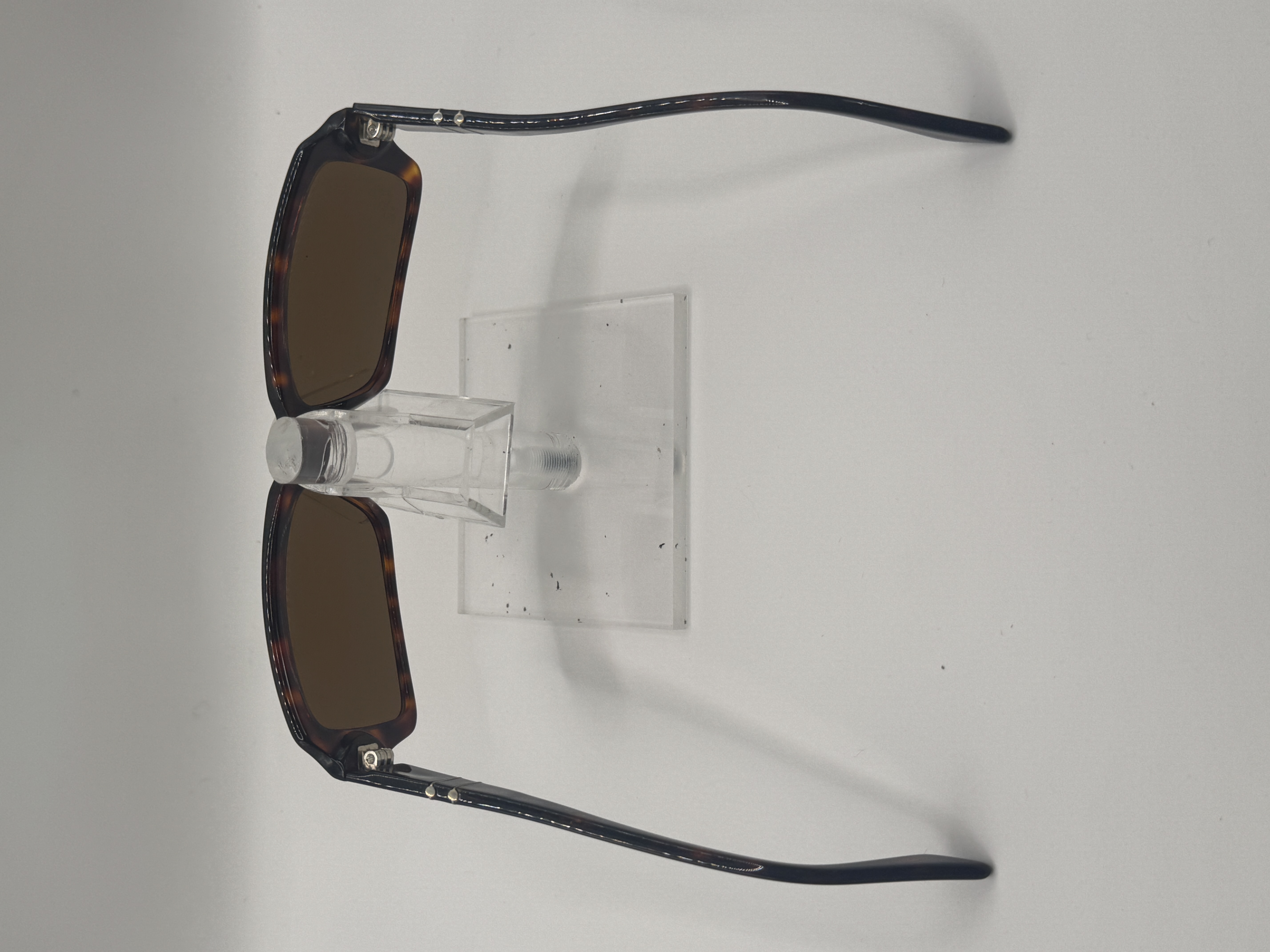 CLEARANCE PERSOL 2847 2457