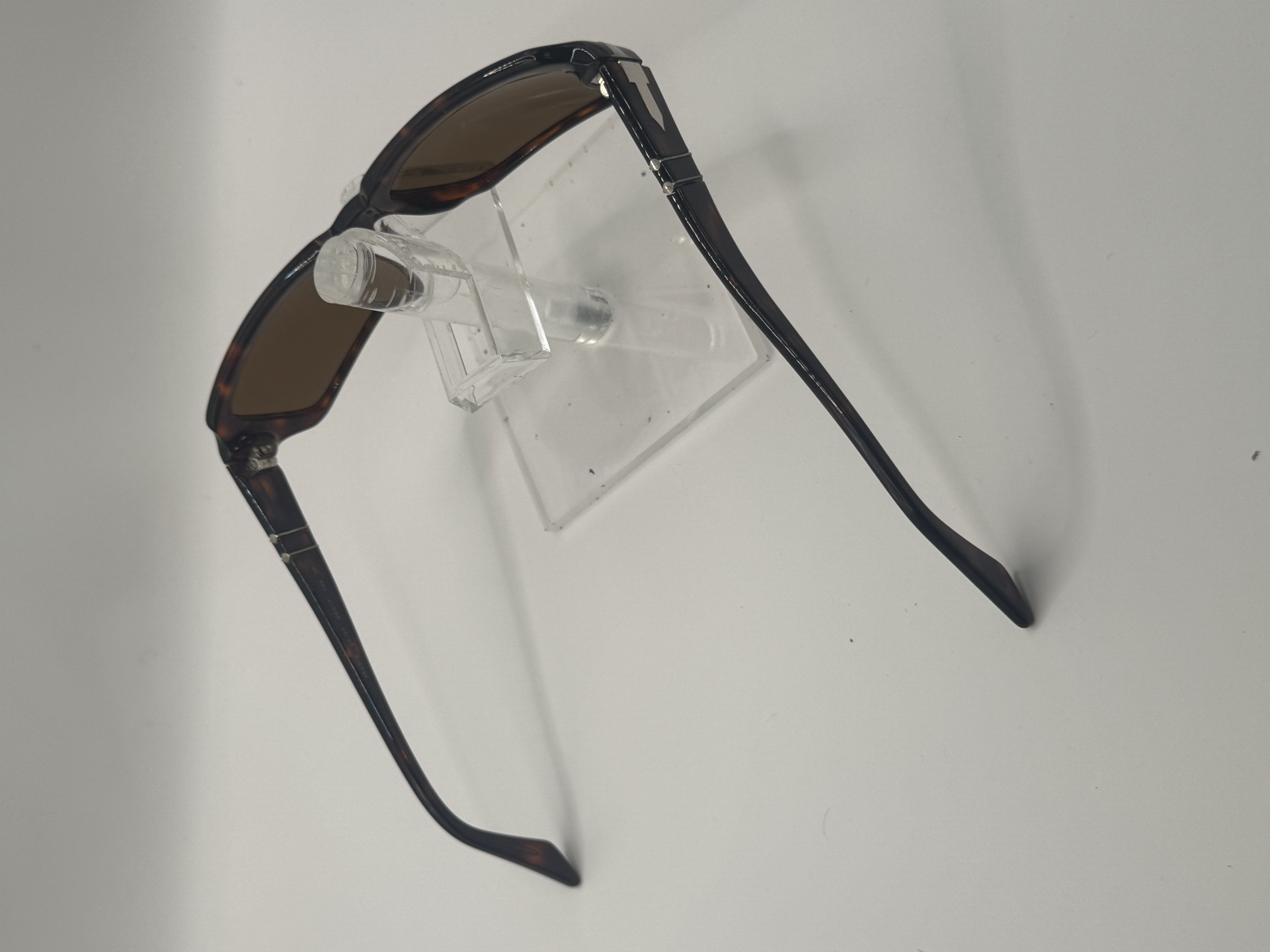 CLEARANCE PERSOL 2847 2457