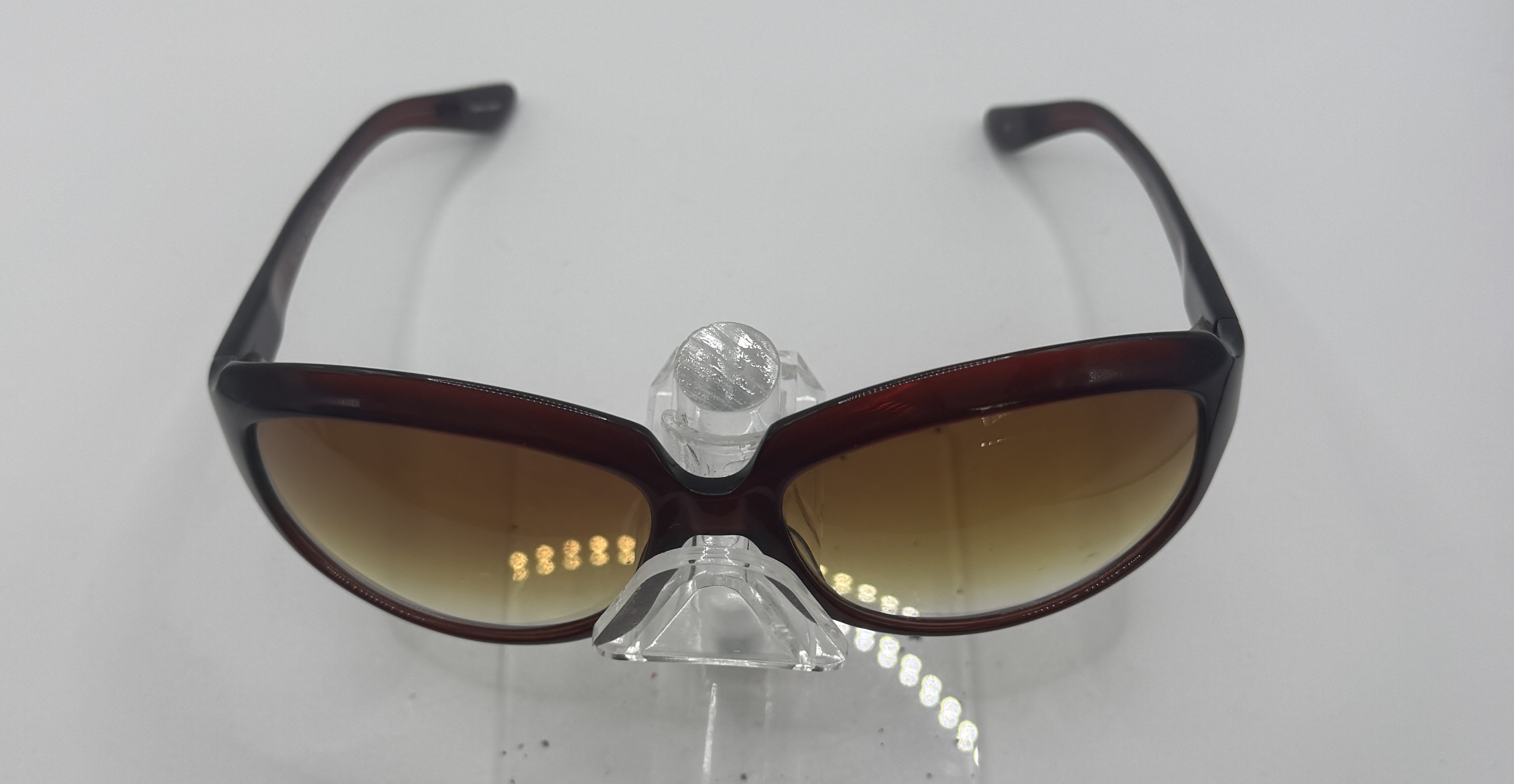 CLEARANCE OLIVER PEOPLES LA DONNA