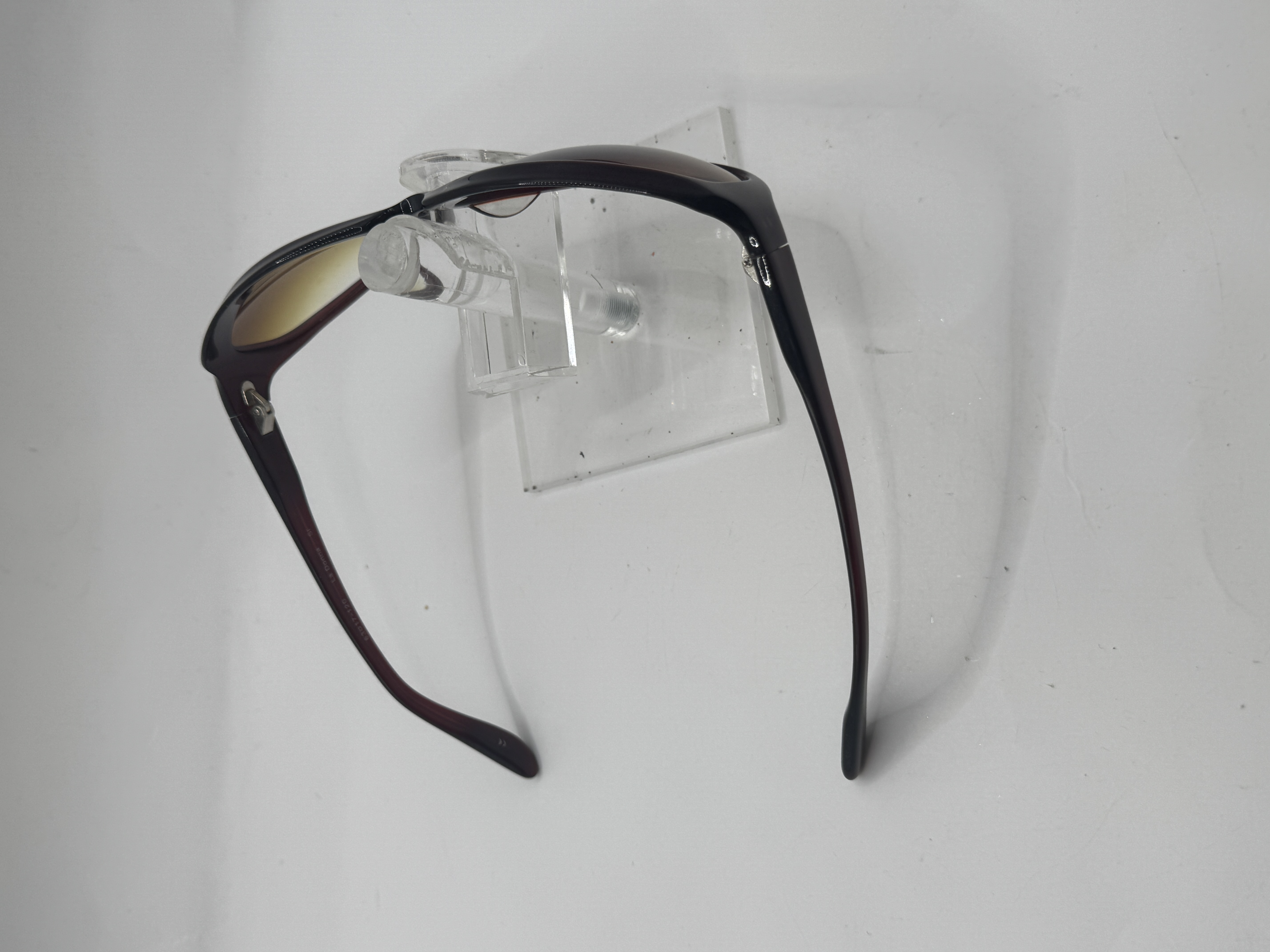 CLEARANCE OLIVER PEOPLES LA DONNA SI