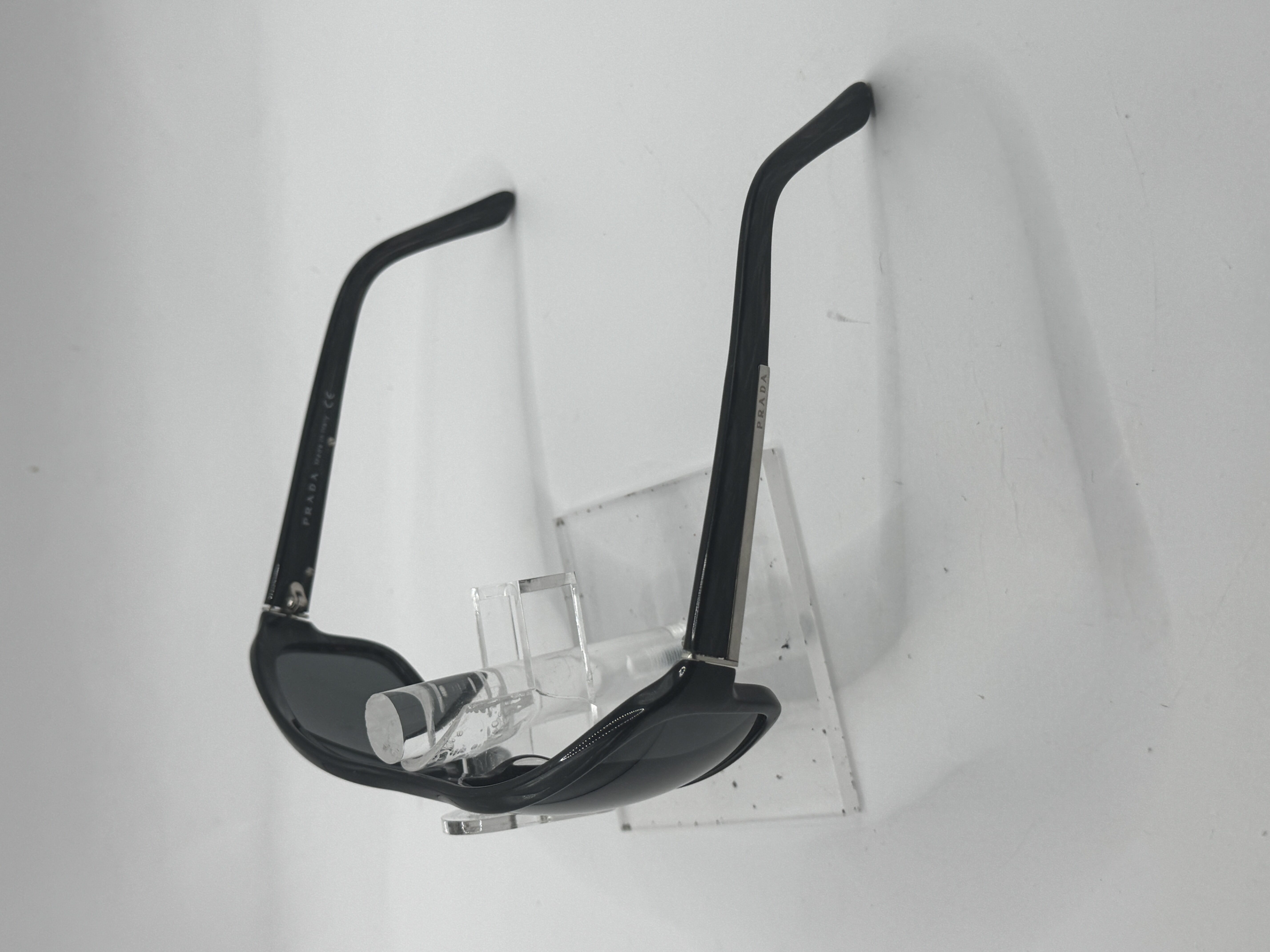 CLEARANCE PRADA SPR02I 8AW1A1