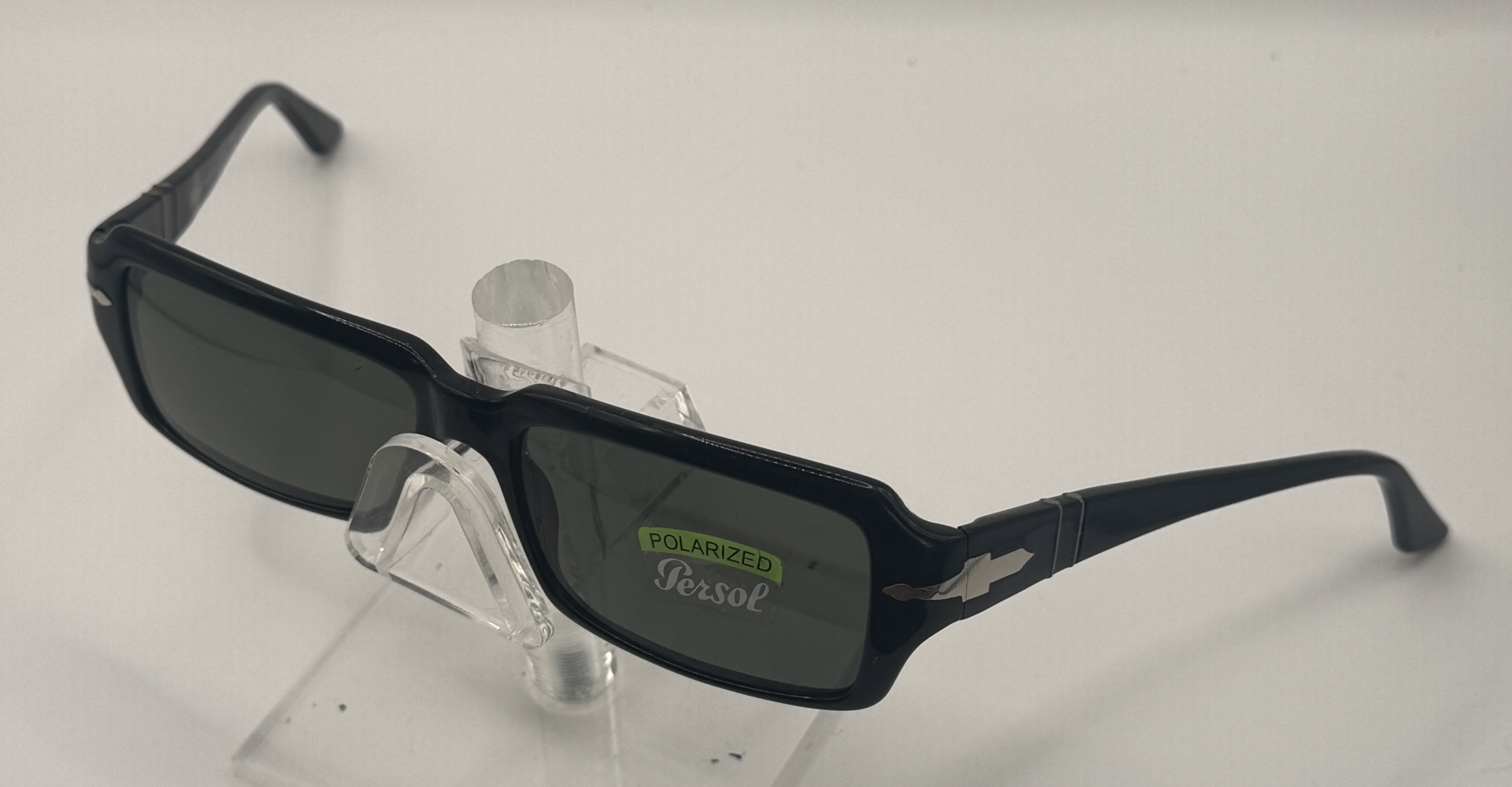 CLEARANCE PERSOL 2847