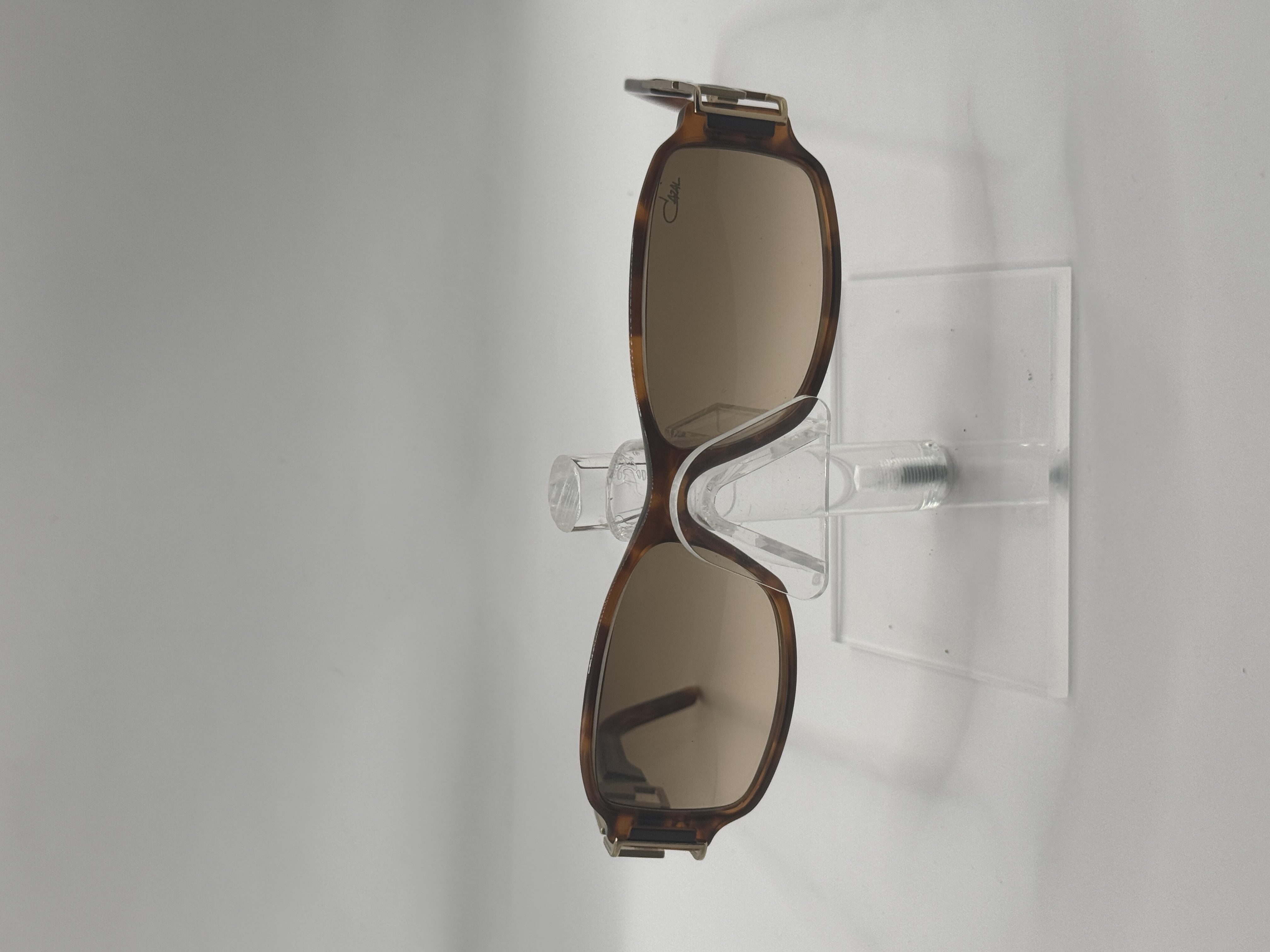 CLEARANCE CAZAL 879 162