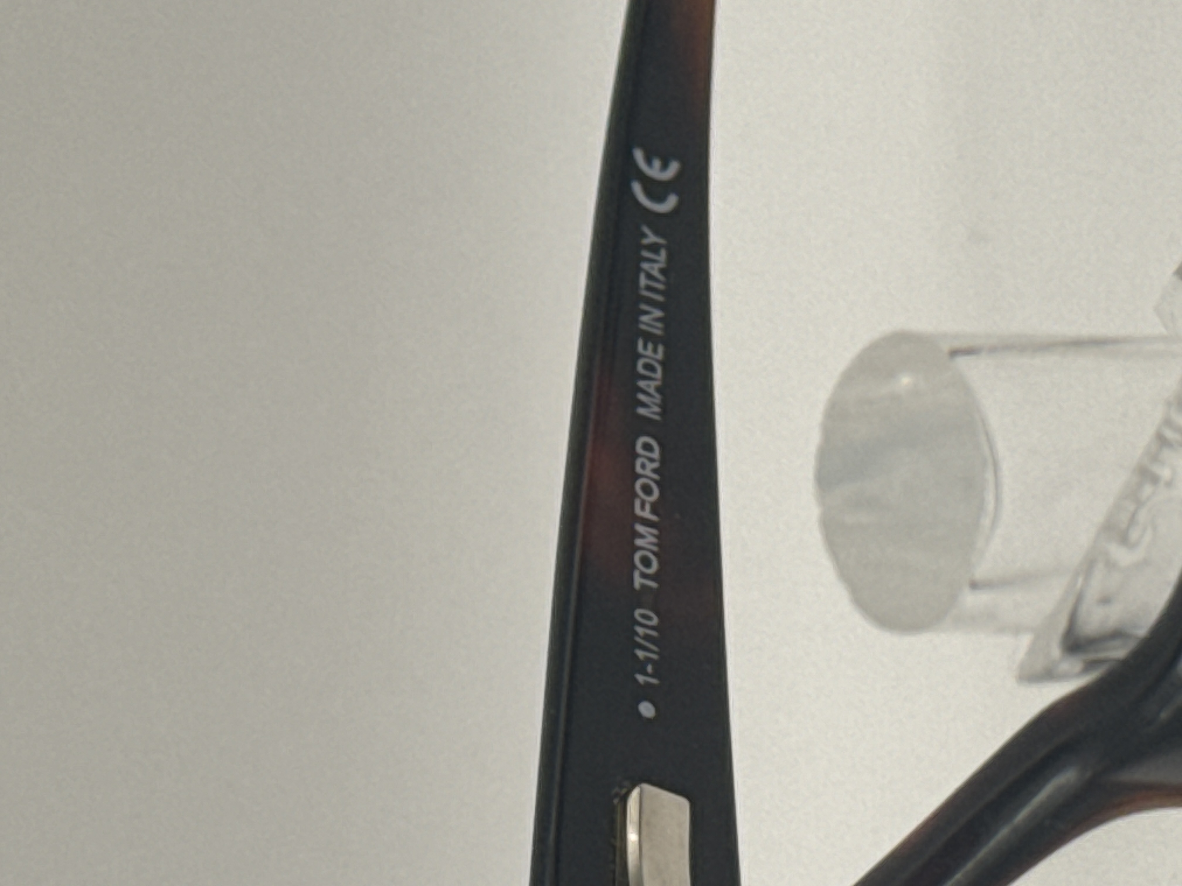 CLEARANCE TOM FORD 5137 052