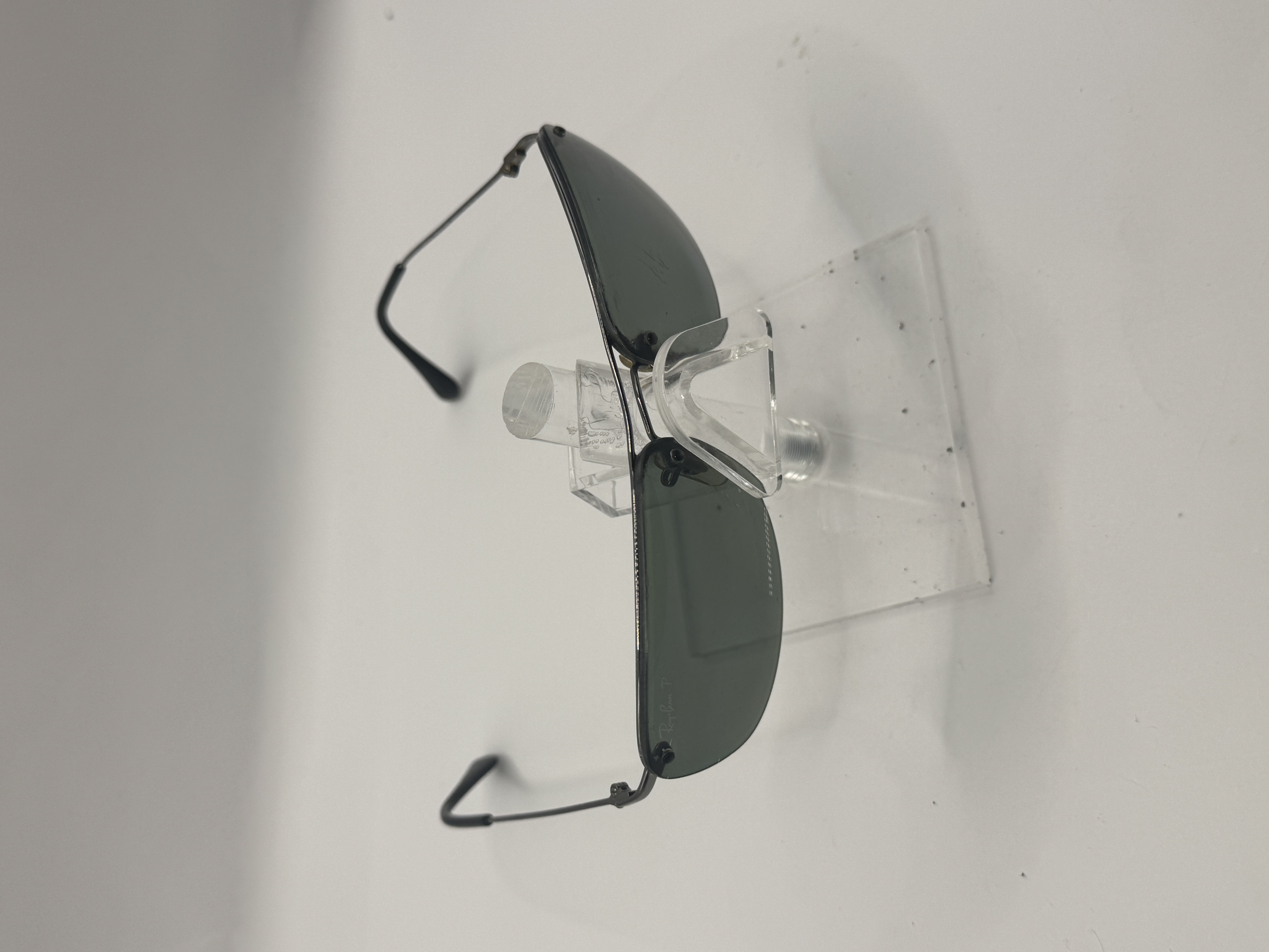 CLEARANCE RAY BAN 3156 {SCRATCHED} 0049A