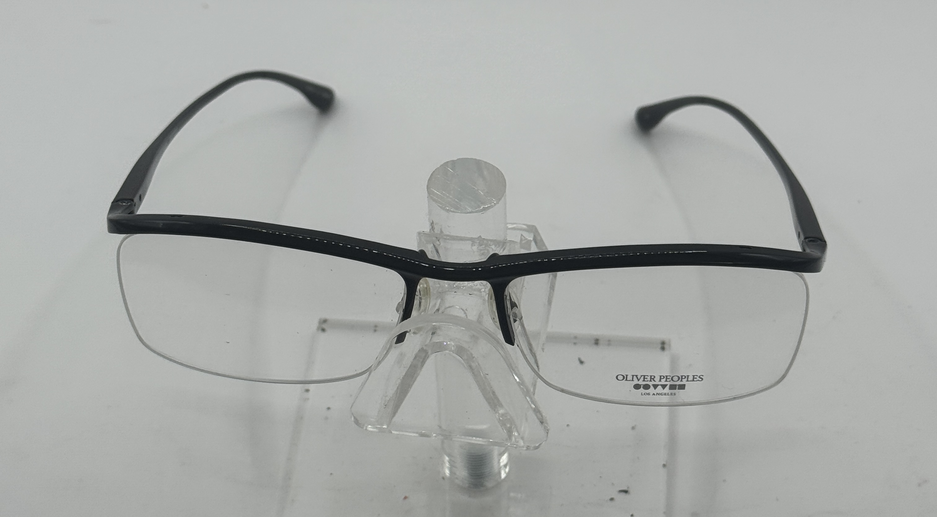 CLEARANCE OLIVER PEOPLES DAMION