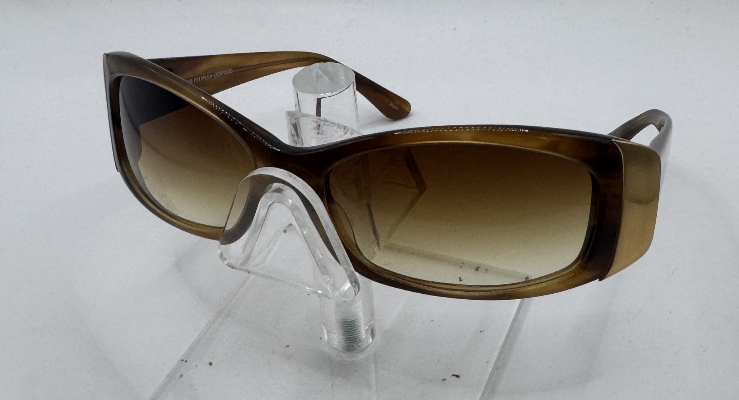 CLEARANCE OLIVER PEOPLES ARABELLE