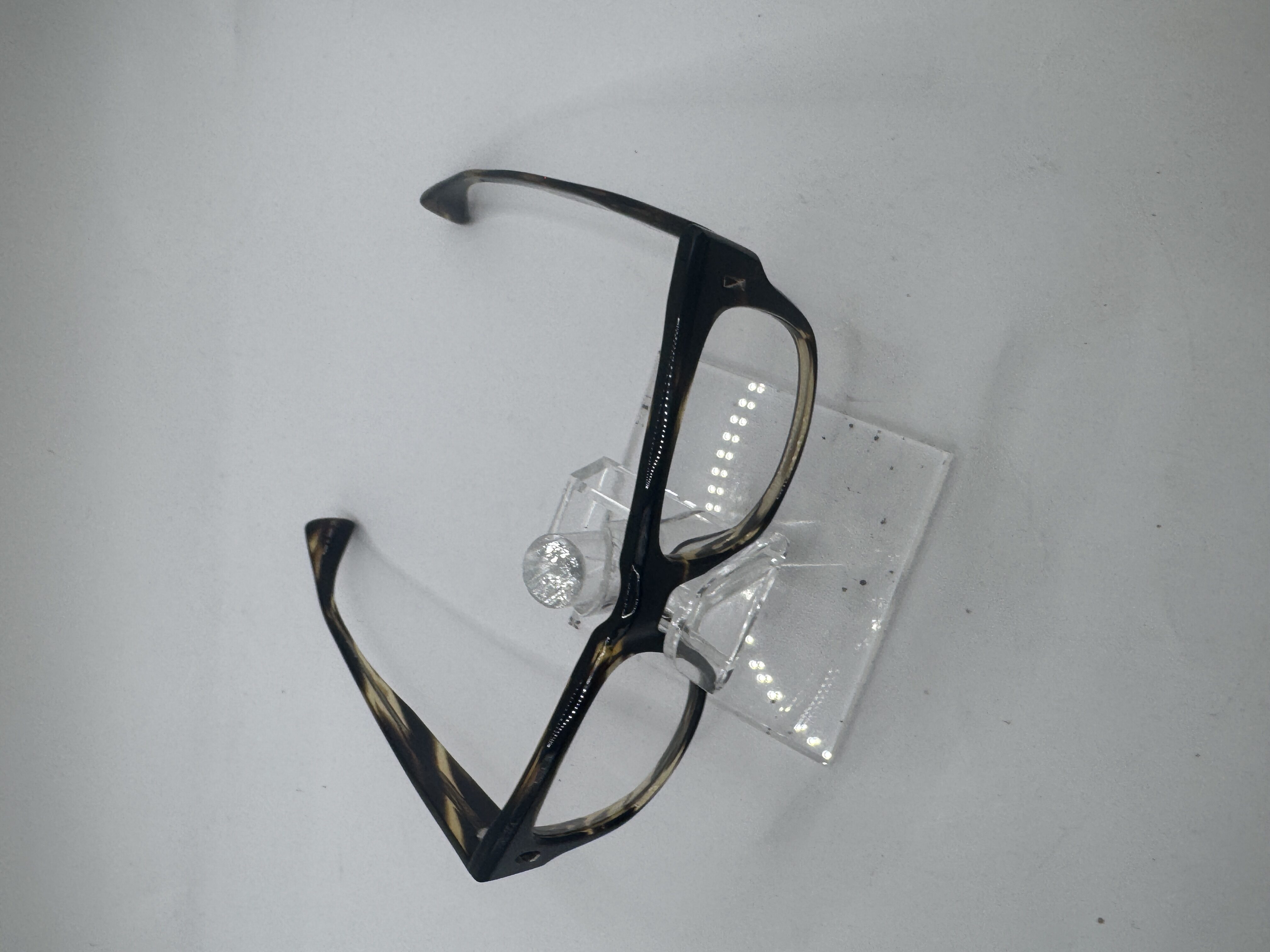 CLEARANCE OLIVER PEOPLES DEACON CRYSTAL