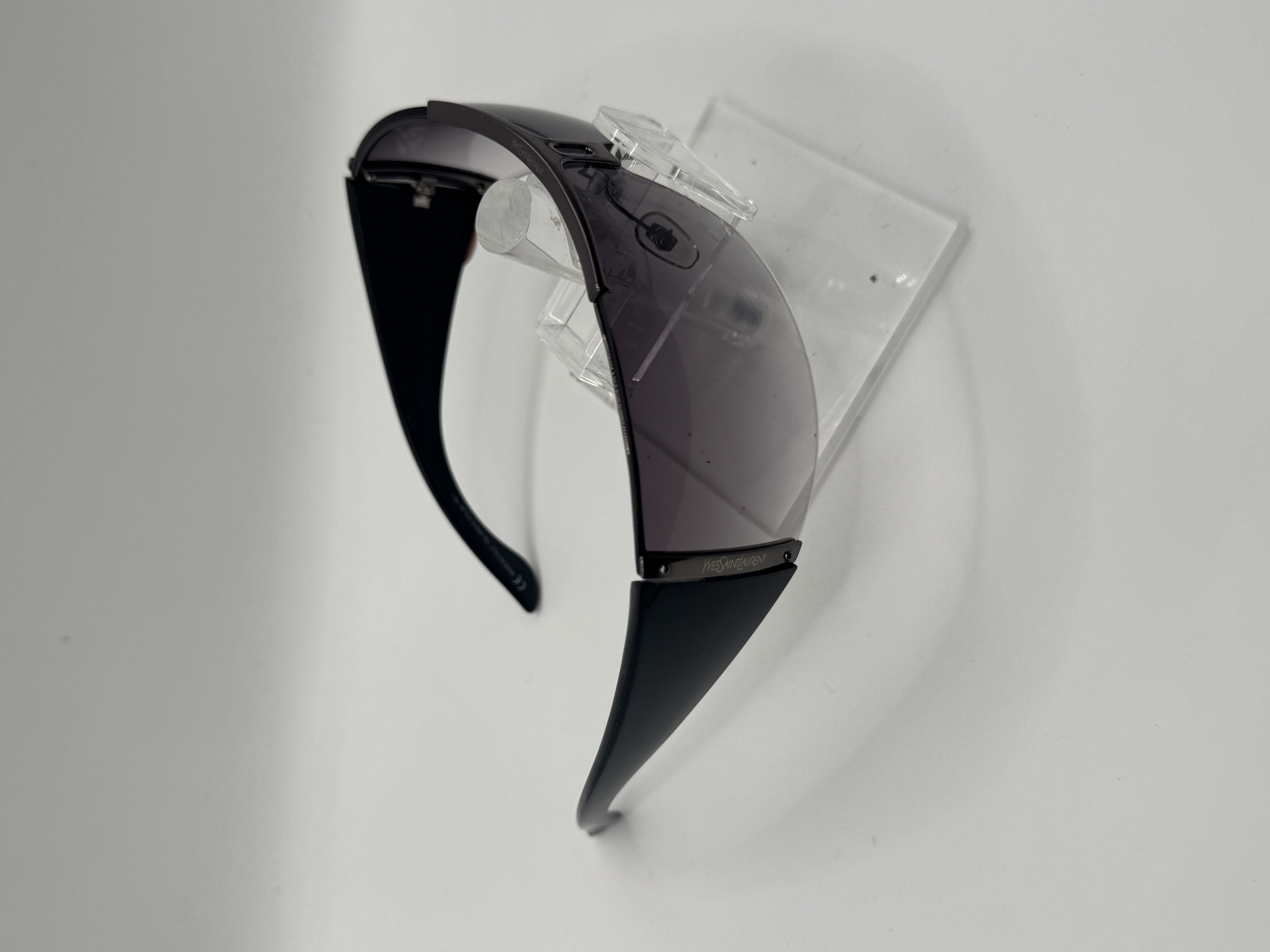 CLEARANCE YVES SAINT LAURENT 6144 CVLO0