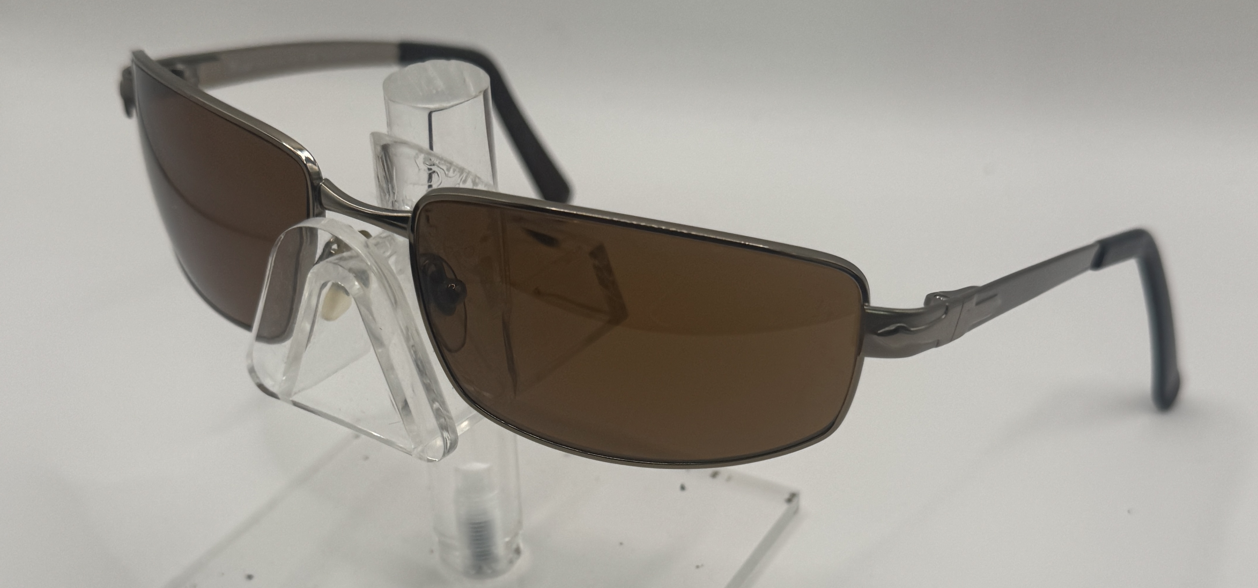 CLEARANCE PERSOL 2224