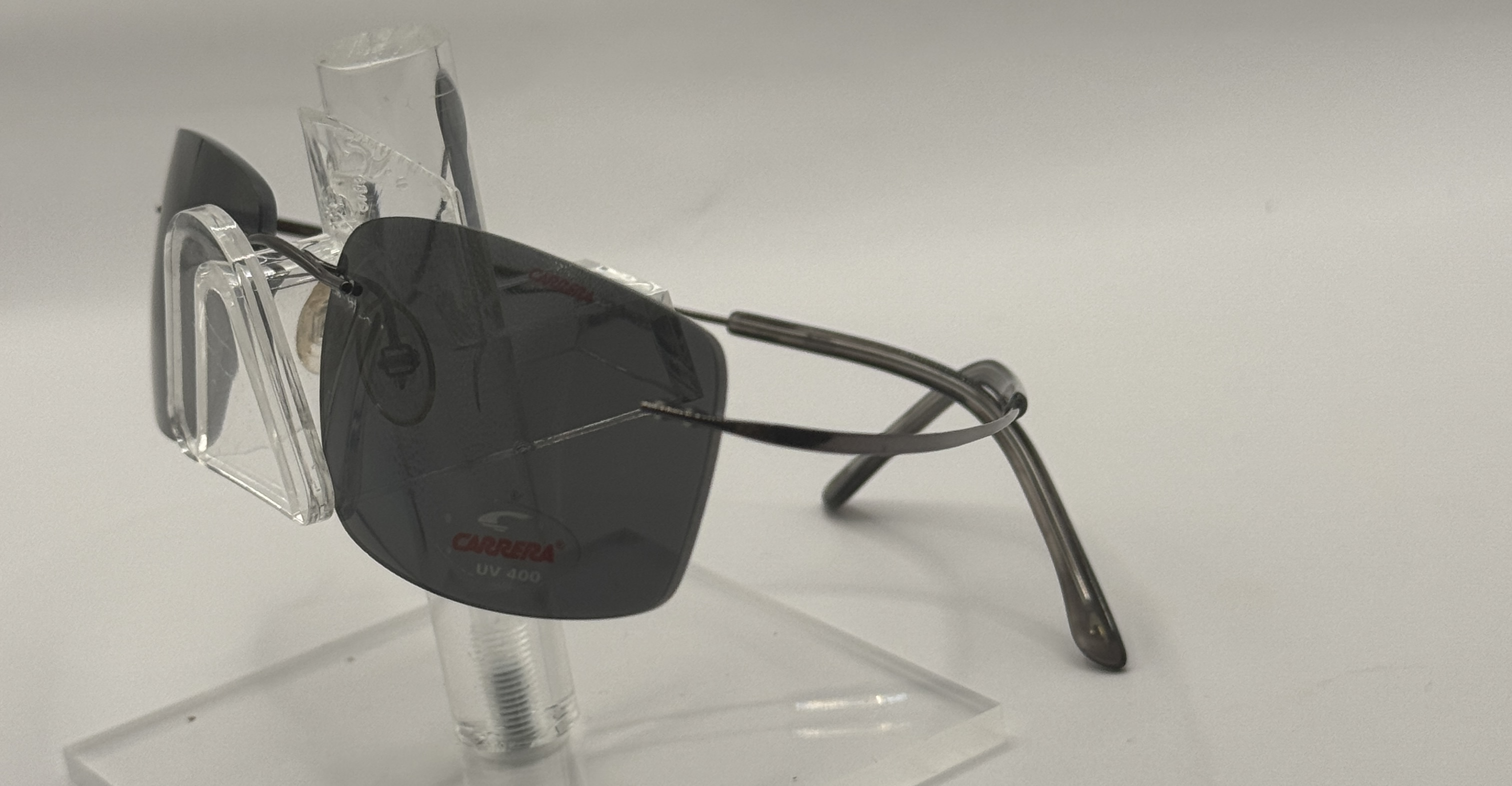 CLEARANCE CARRERA 931