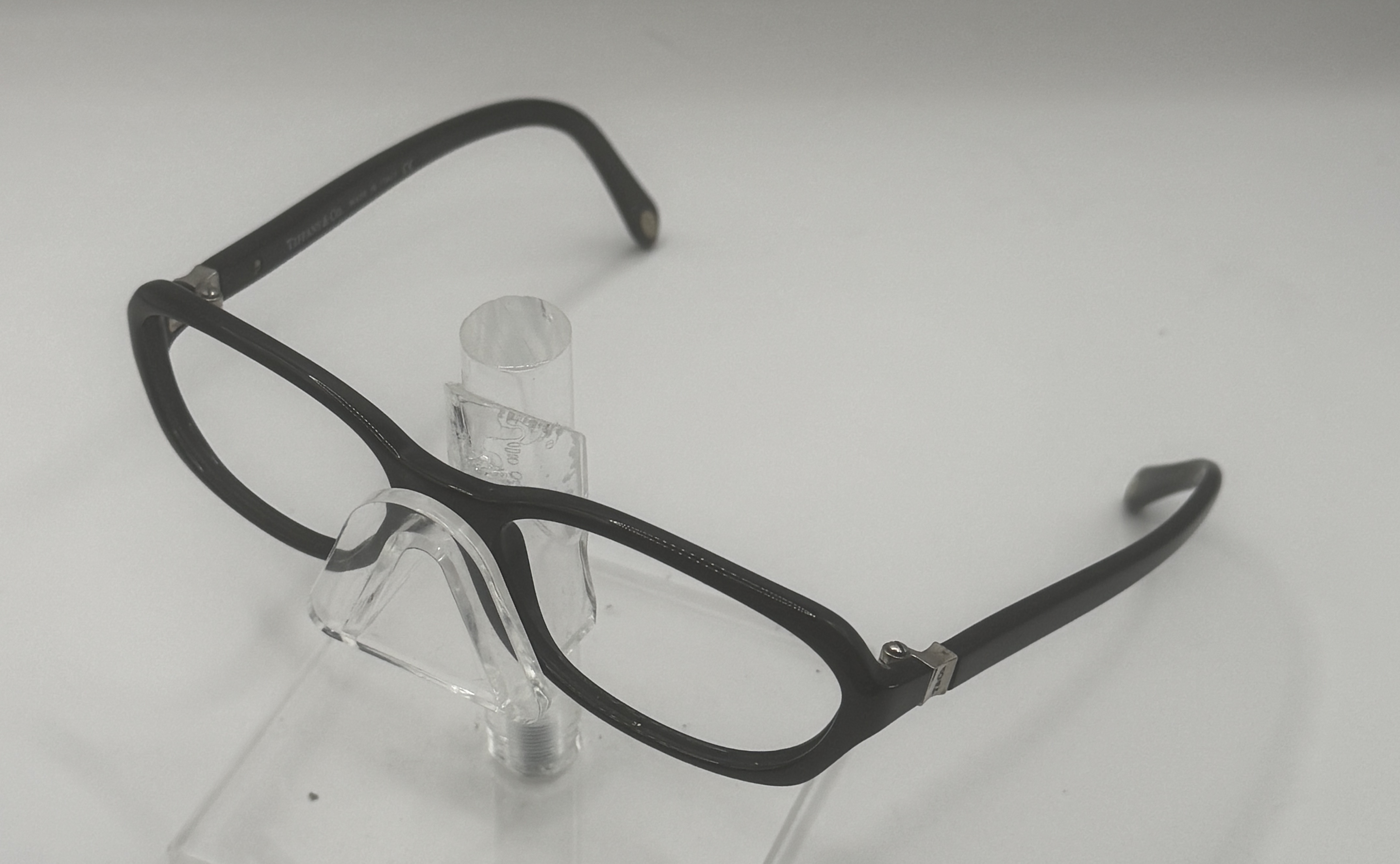 CLEARANCE TIFFANY 2003 8001