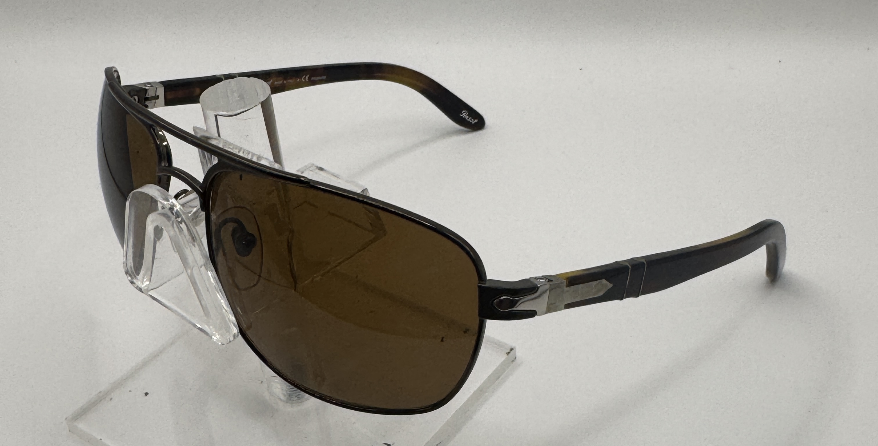 CLEARANCE PERSOL 2340