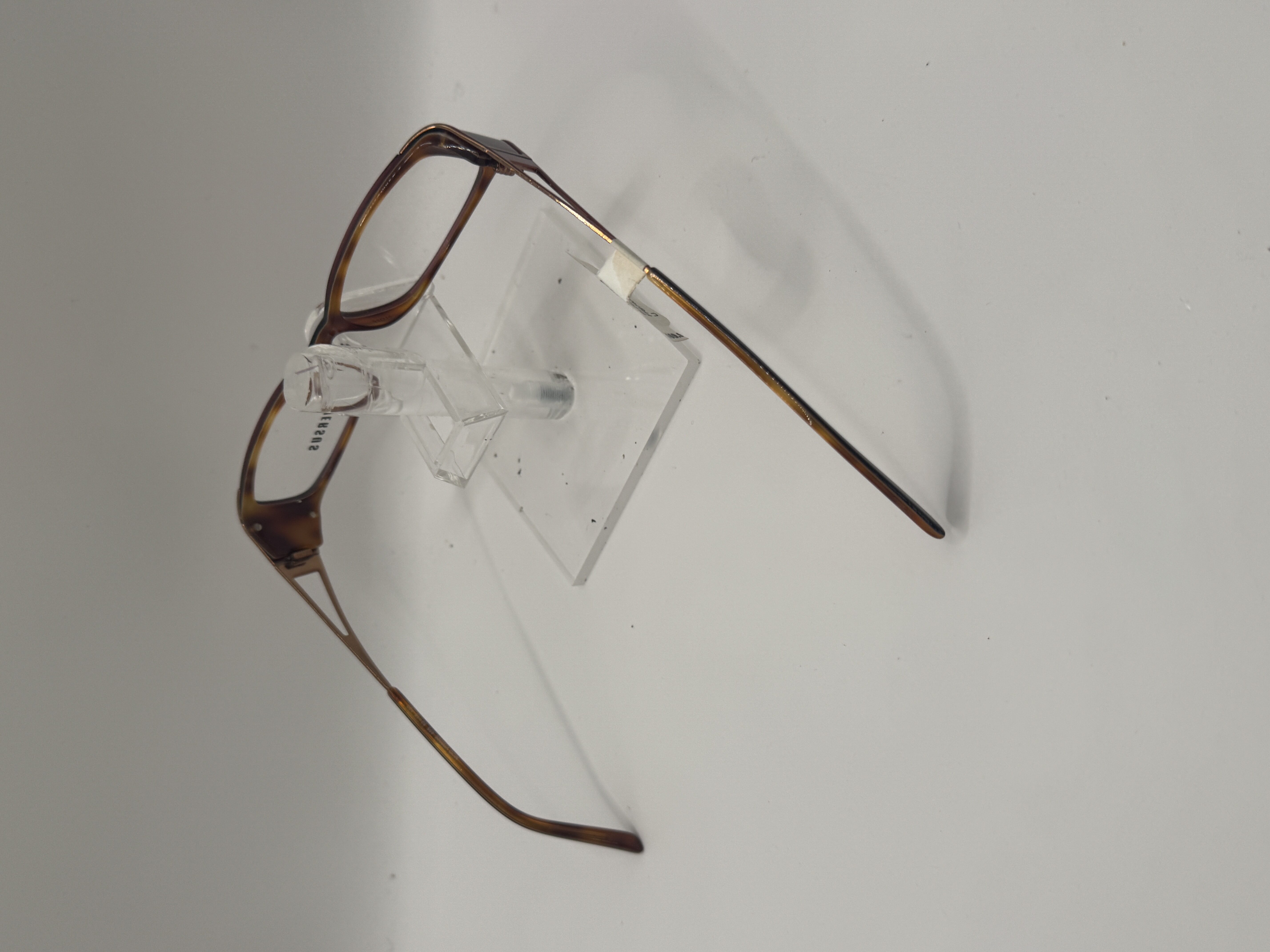 CLEARANCE VERSUS 8026 495