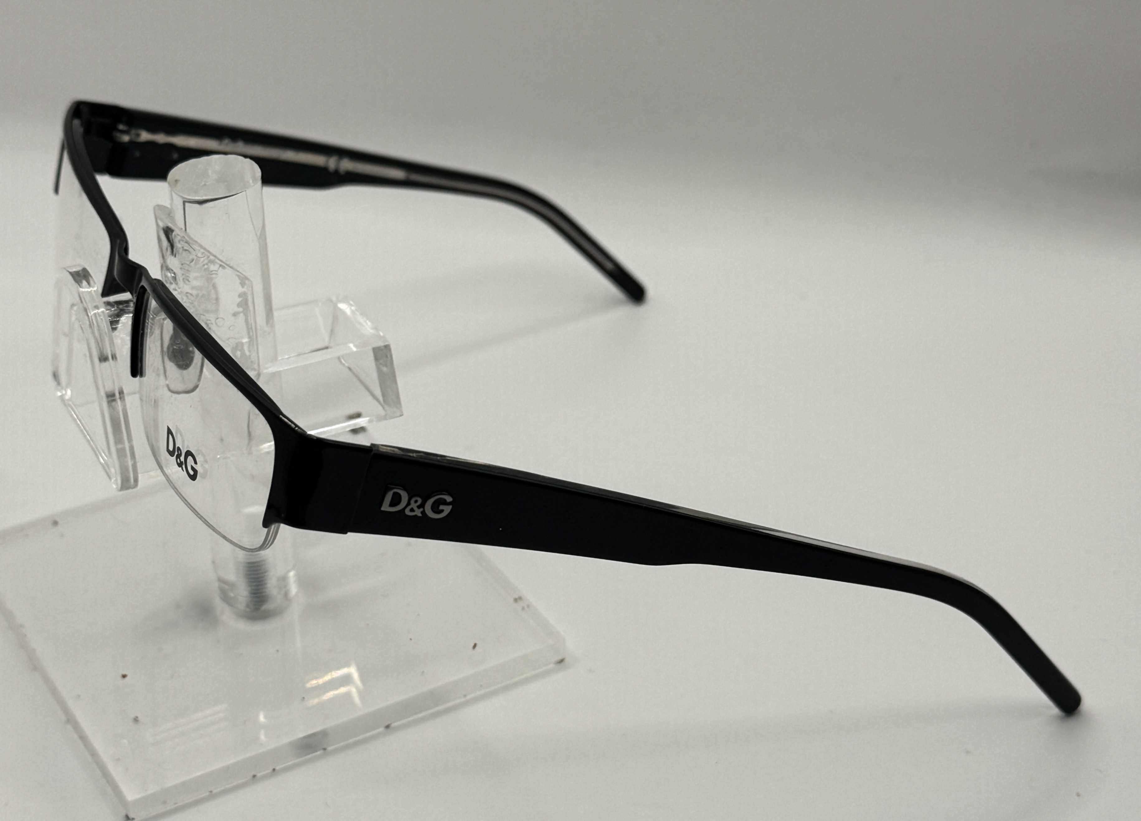 CLEARANCE D&G 5017