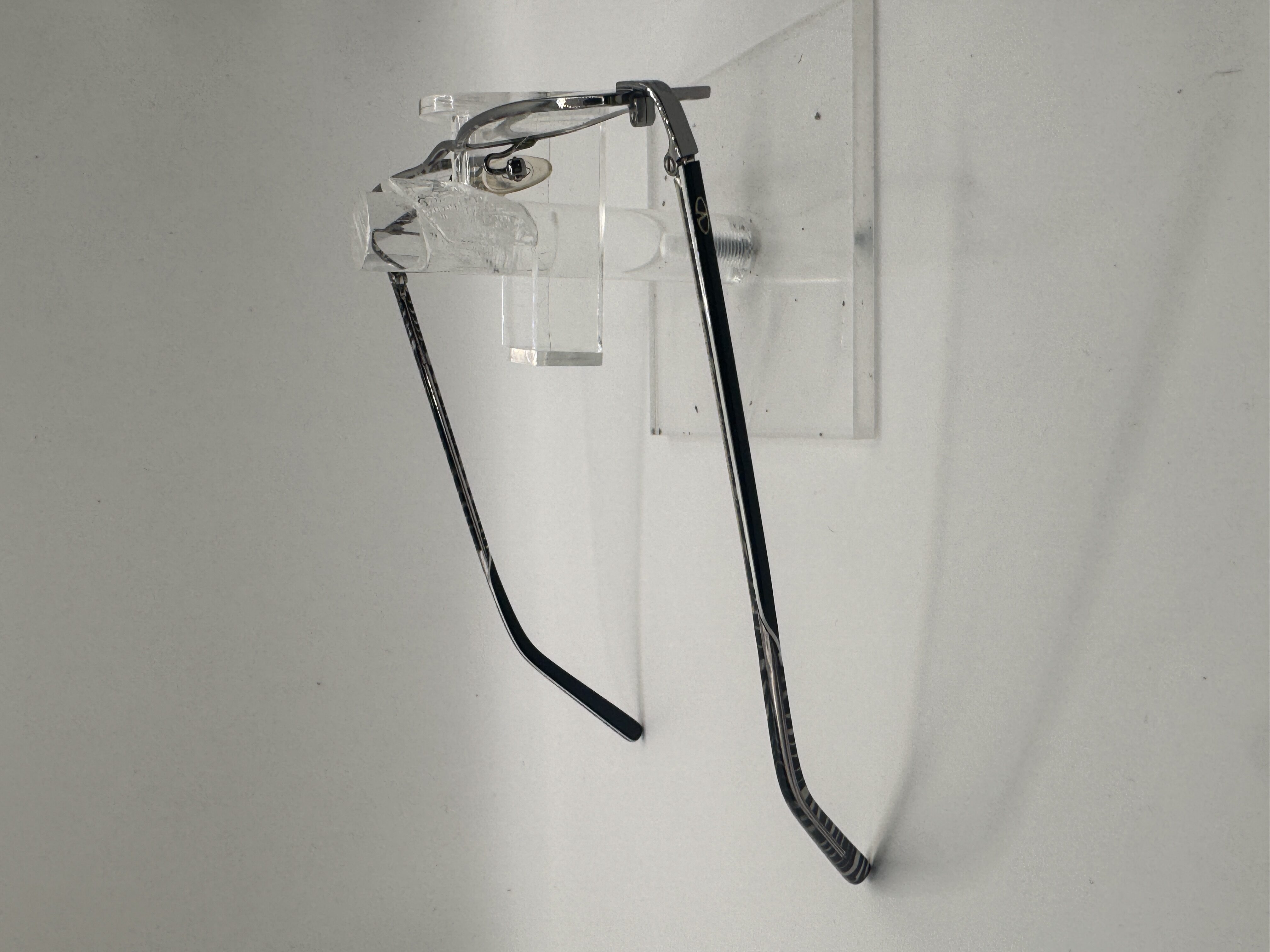 CLEARANCE VALENTINO 5255 007L