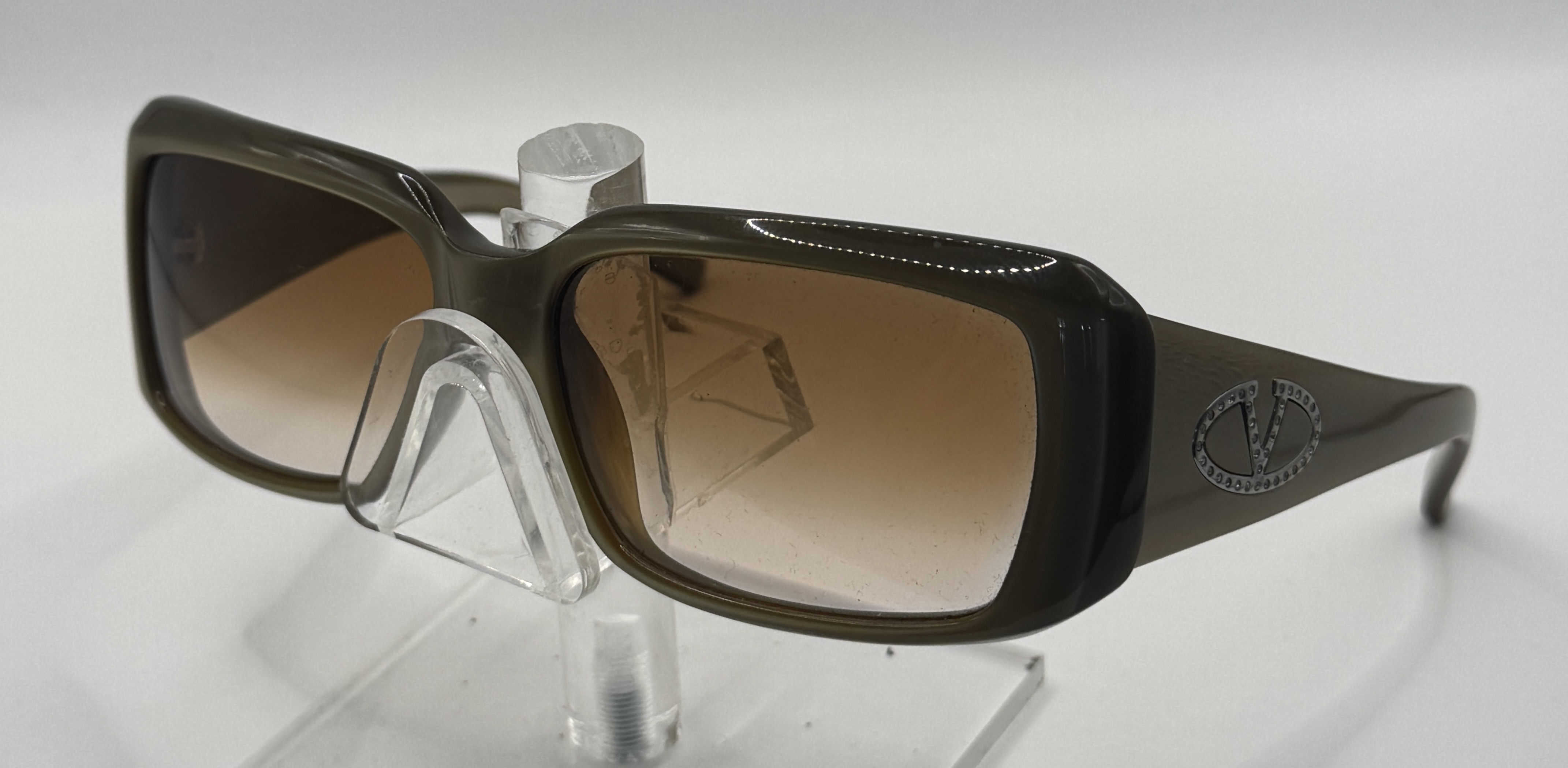 CLEARANCE VALENTINO 5449