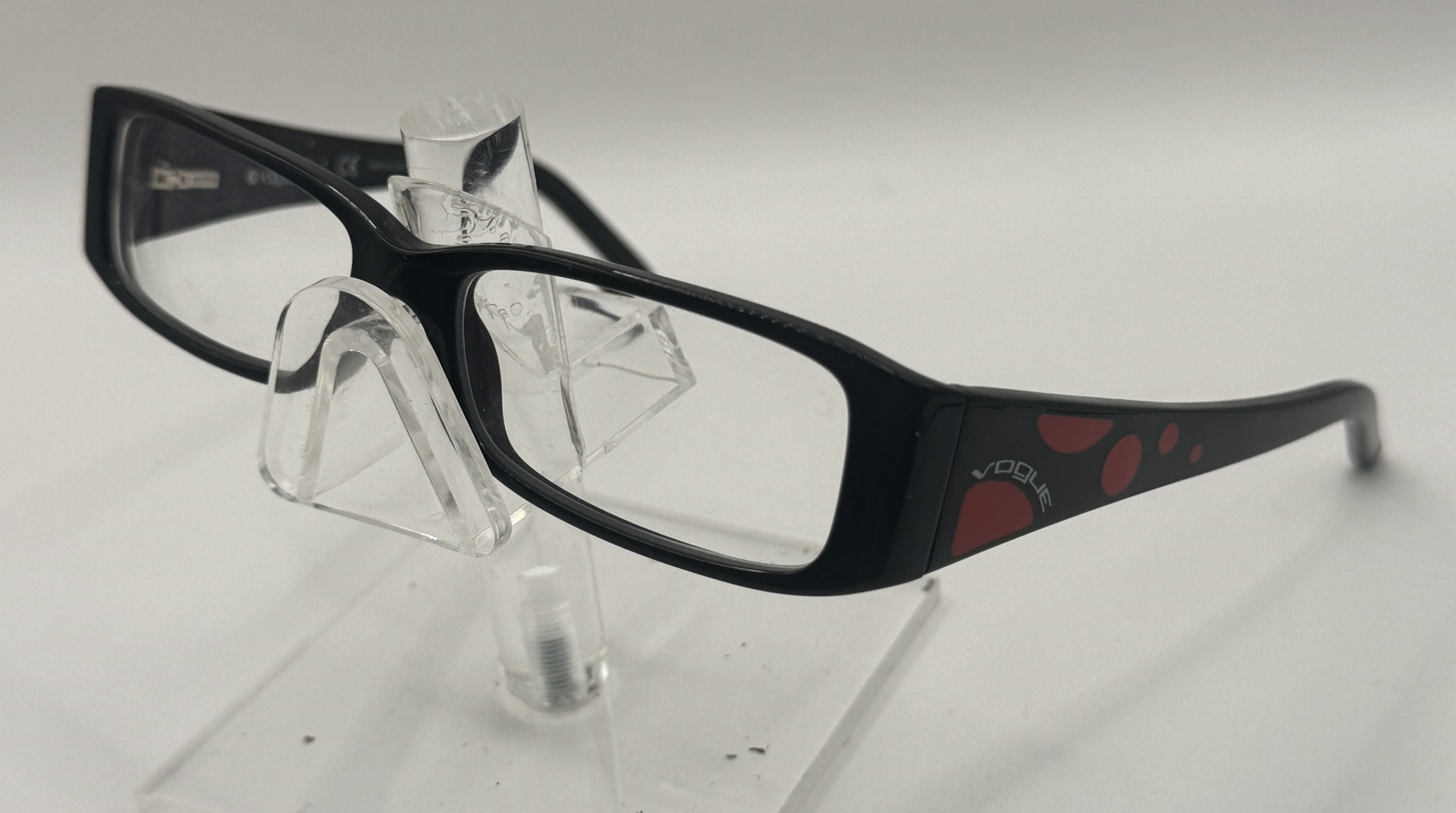 CLEARANCE VOGUE 2583