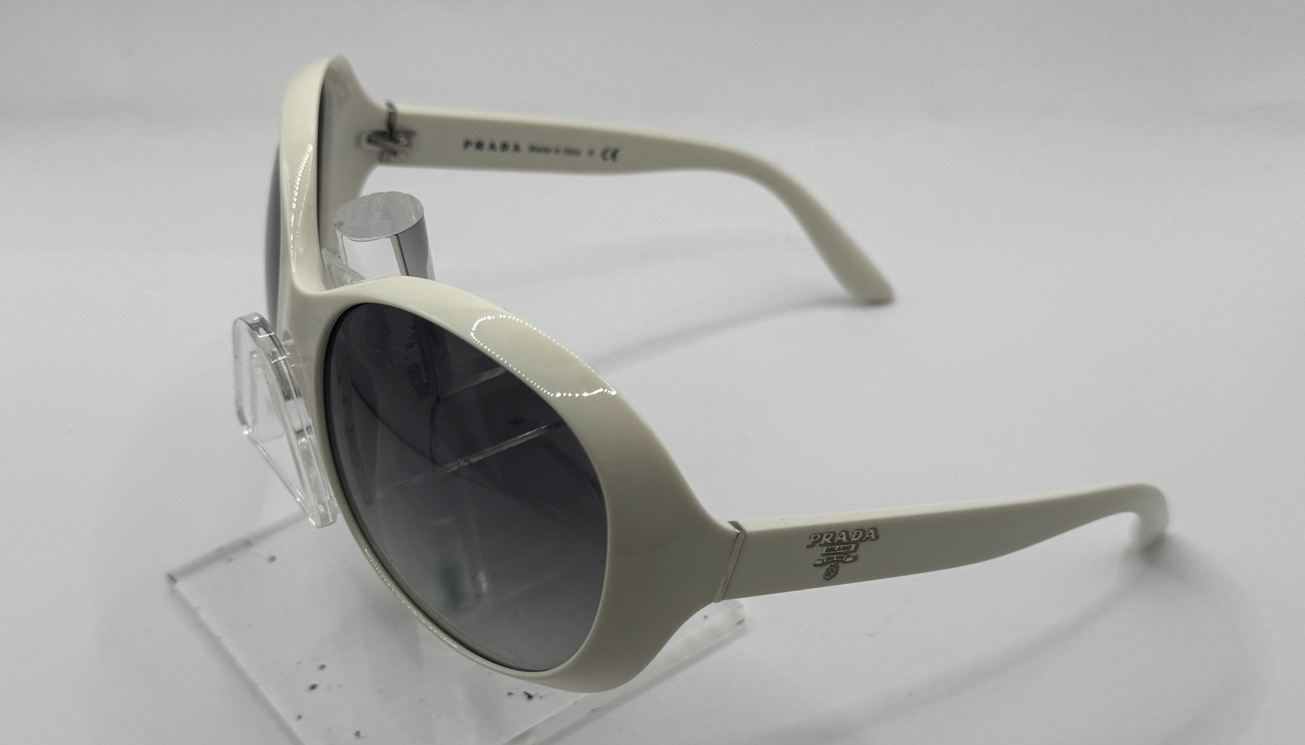 CLEARANCE PRADA SPR04O
