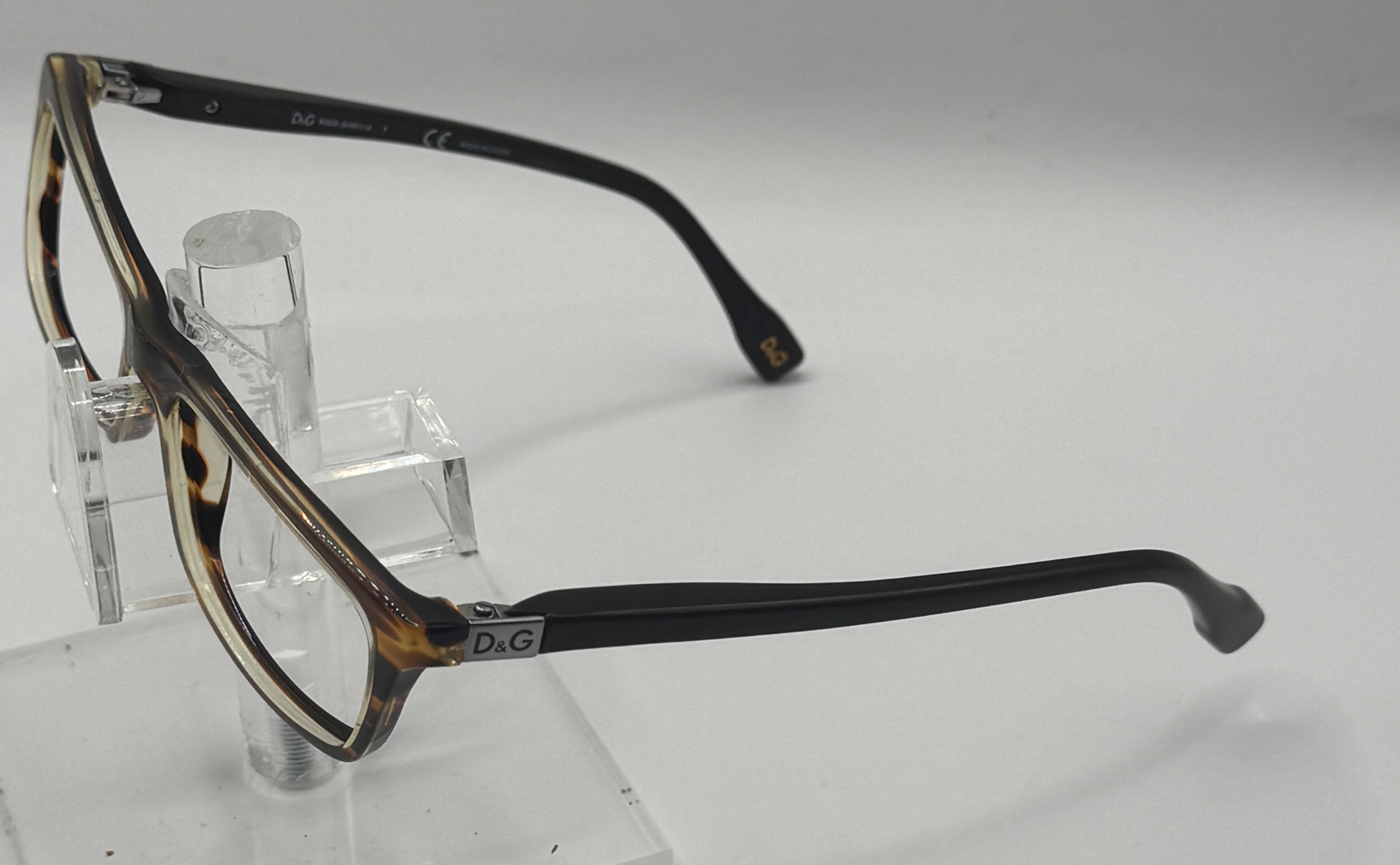 CLEARANCE D&G 1215